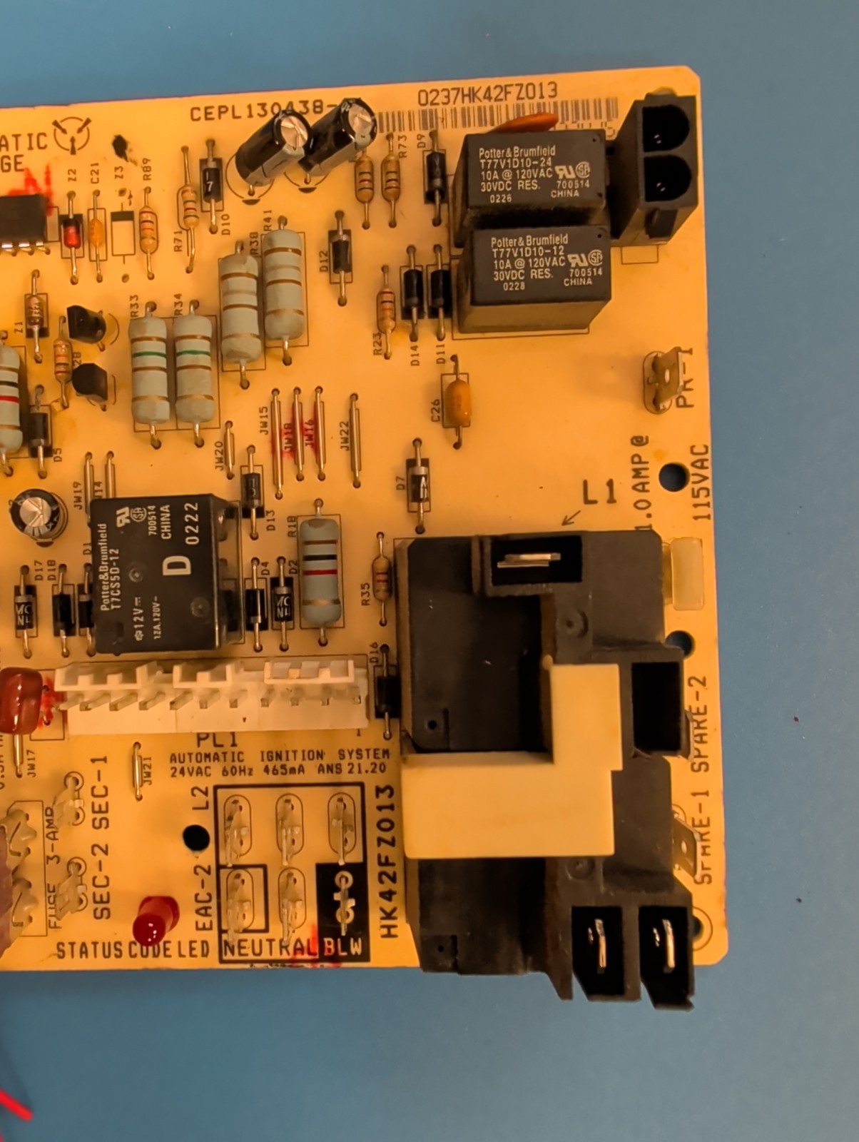 Carrier Bryant Payne CEPL130438-01 Control Circuit Board HK42FZ013