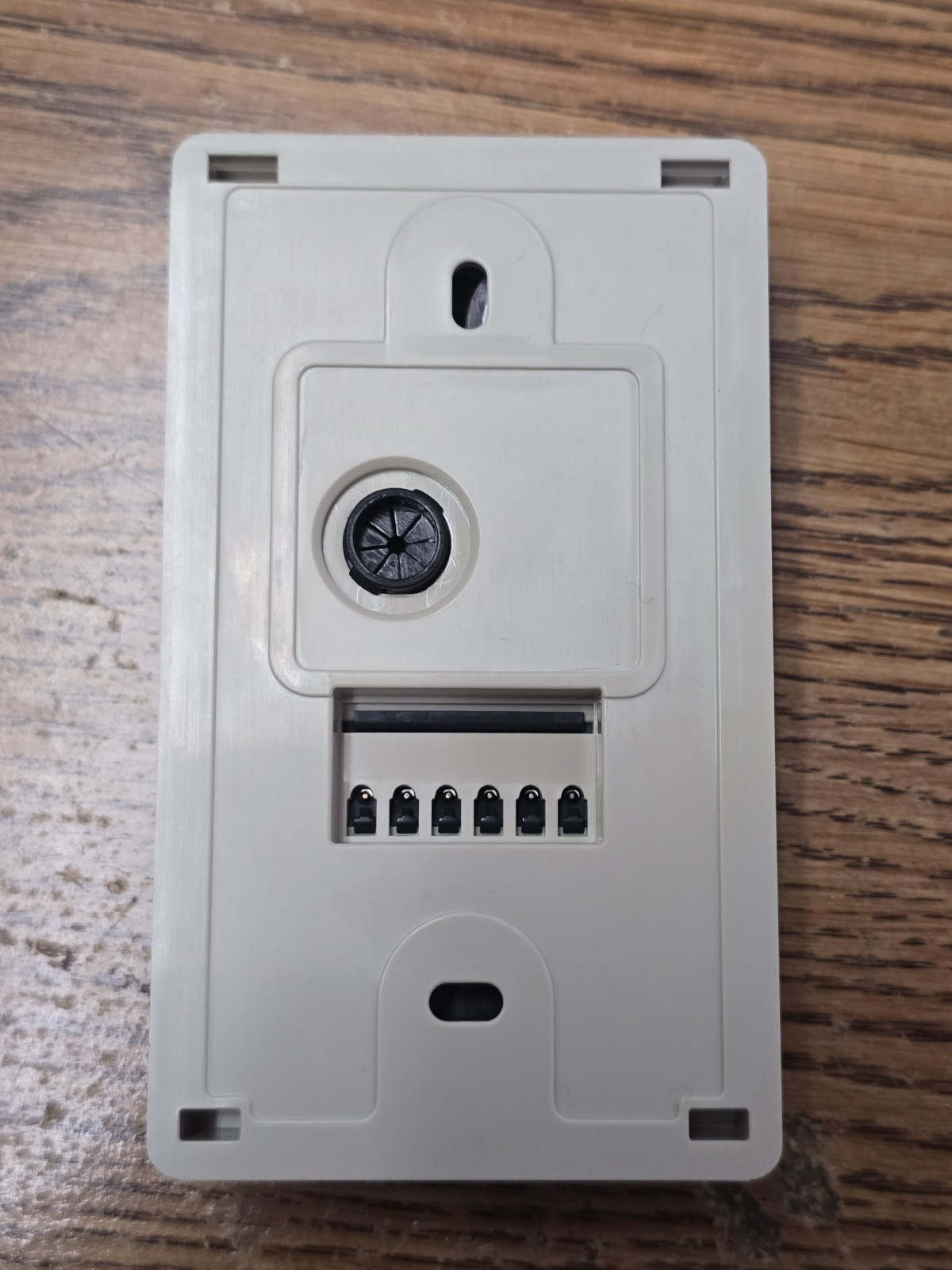 Reliable Controls SS-L-CO2