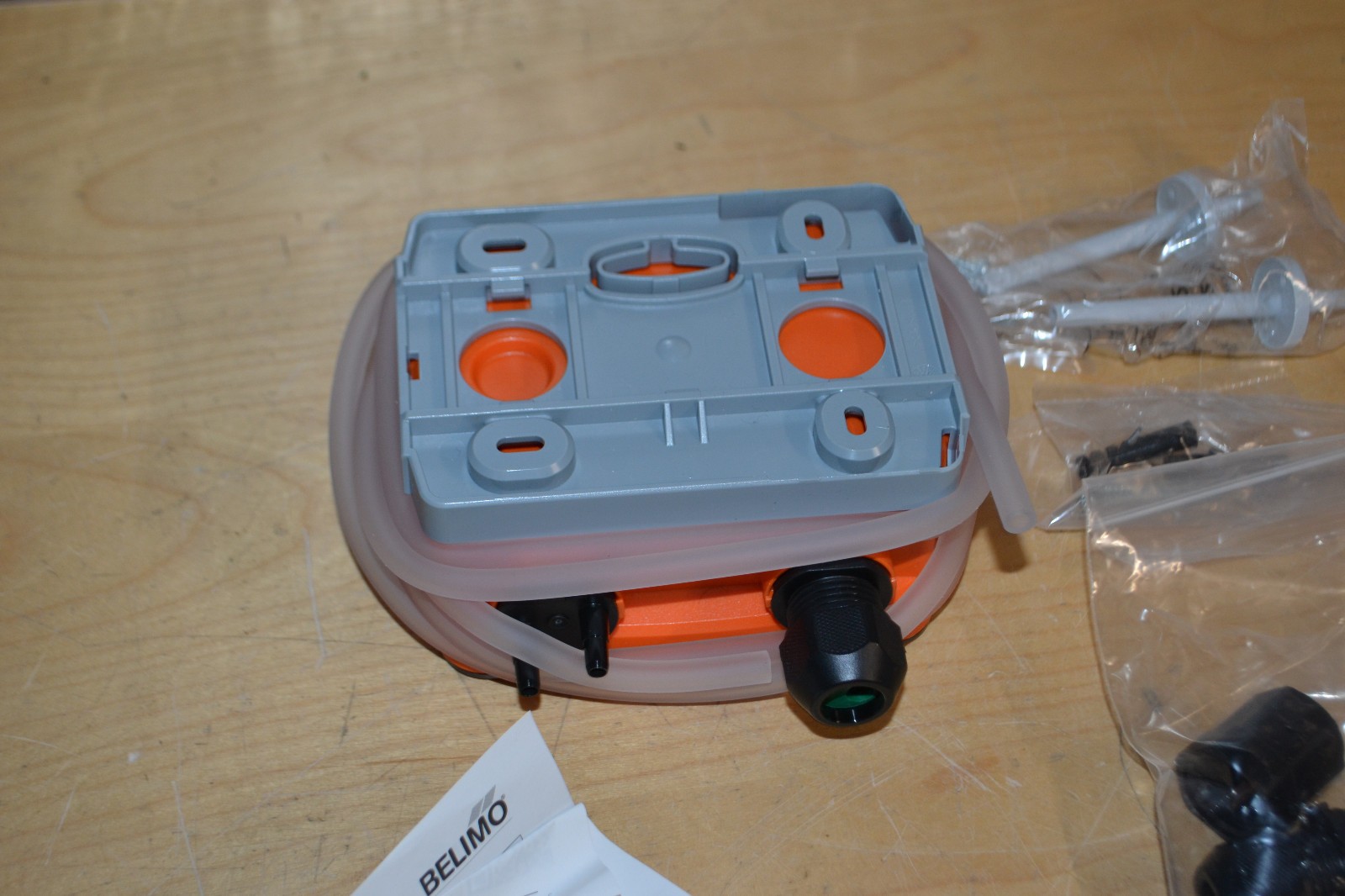 BELIMO ~ 22ADP-554L ~ DUCT CONNECTOR DIFFERENTIAL PRESSURE SENSOR AIR ~ NEW