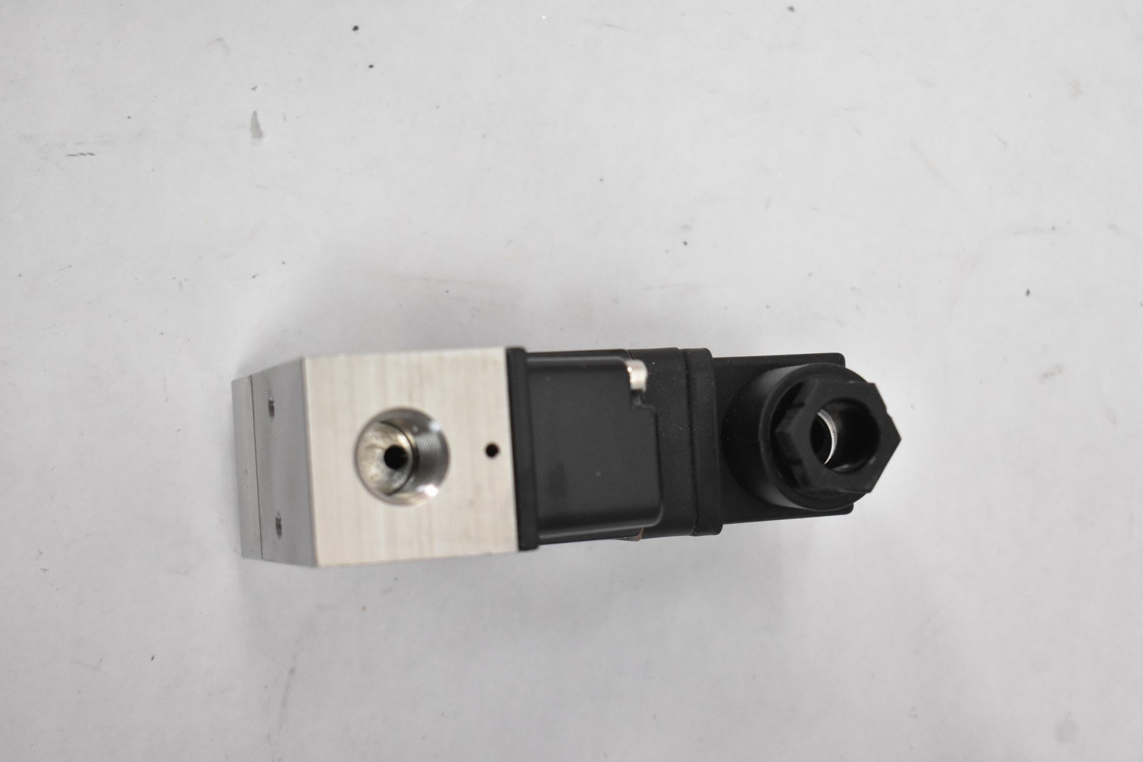 Belimo 22WDP-515 Differential Pressure Flow Sensor 0-100 PSI 0-10V 24V IP65