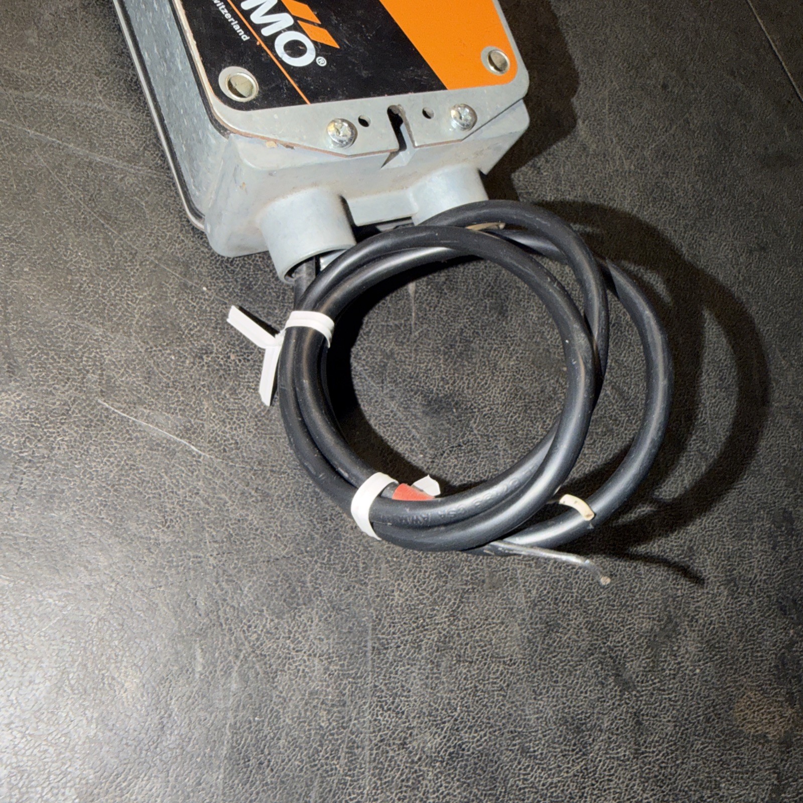 BELIMO AF24-SR US AF24SR US Spring Return Actuator 24VAC 2-10 VDC – (SEE PHOTOS)