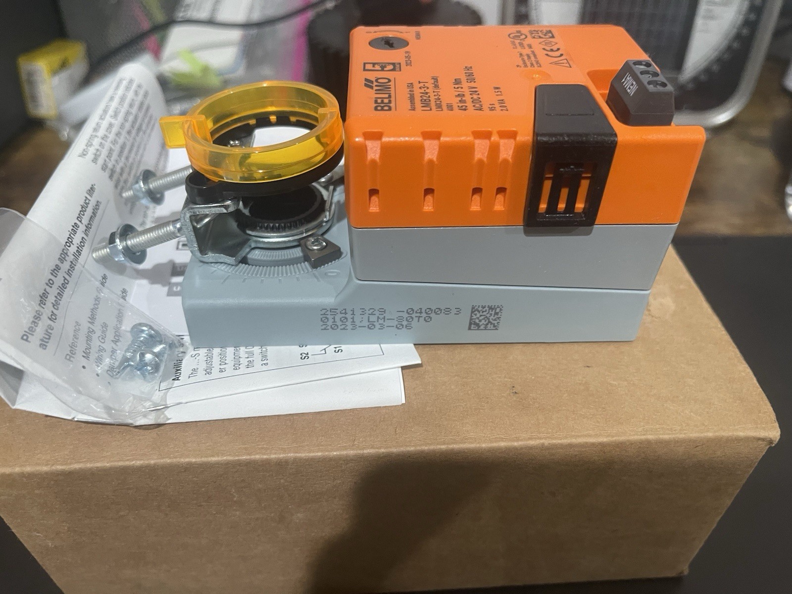 BELIMO LMB24-3-T Actuator, Damper, 45 in-lb, 24V AC/DC 40LV90