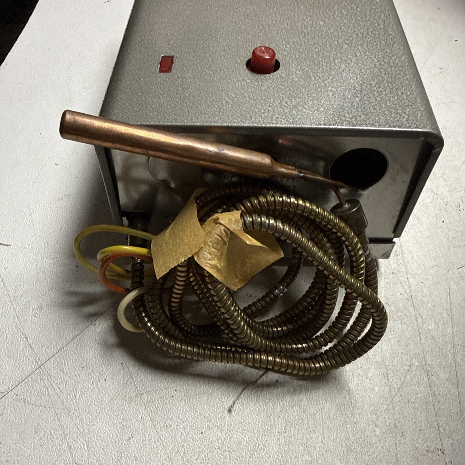 Sid Harvey’s Honeywell Combination Control R8182H New In Box