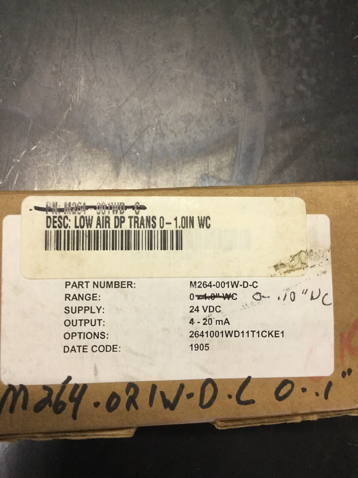 NEW, SETRA, M264-0R1W-D-C, LOW DIFFERENTIAL PRESSURE TRANSDUCER, 24 VDC. (20C-1)