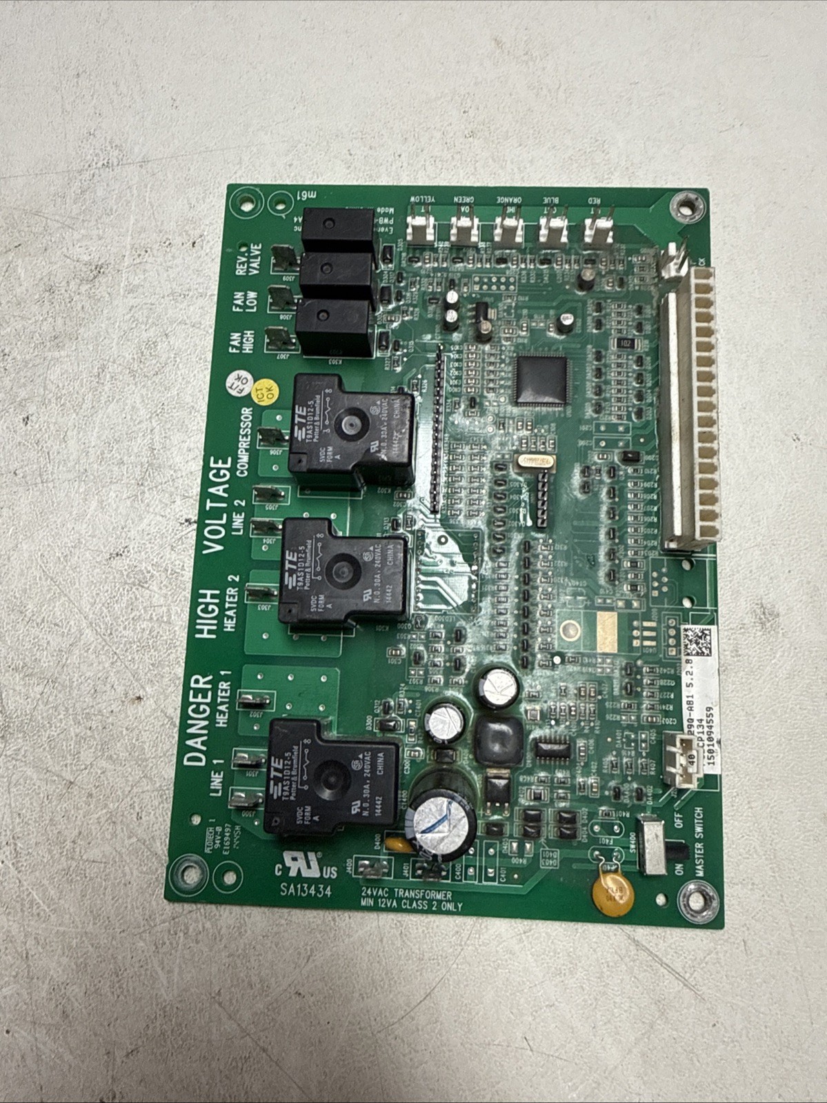 Goodman PCBCP134 40-1129Q-A81 Furnace Control Circuit Board PTAC