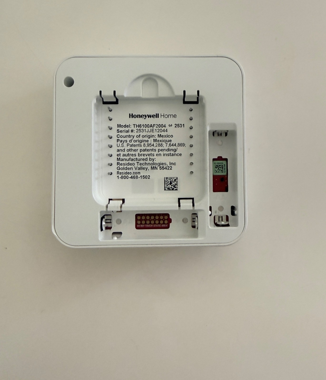 Honeywell PRO TH6100AF2004 T6 Hydronic Programmable Thermostat 5735