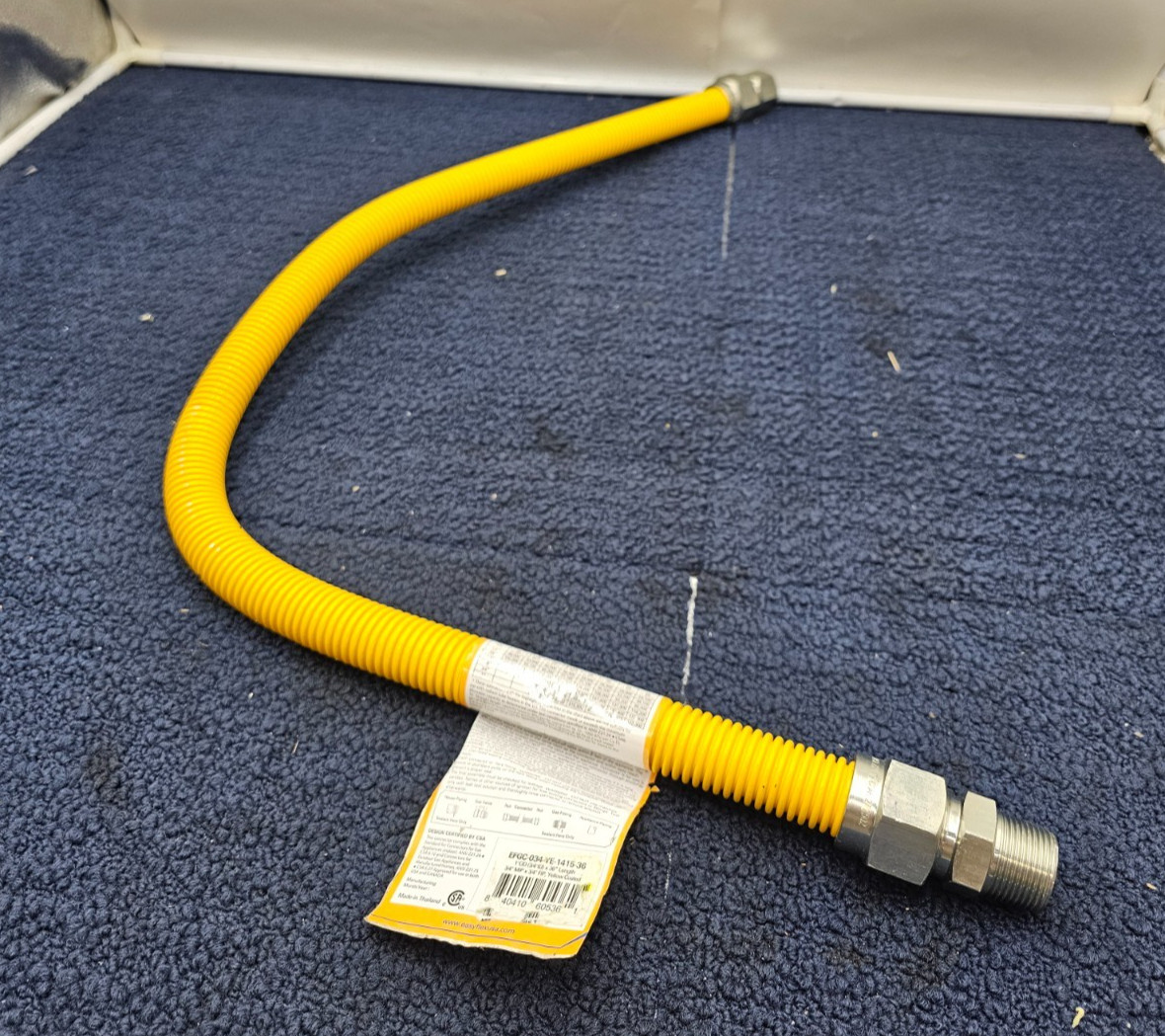 Easyflex EFGC-034-YE-1415-36 Gas Connector 1″ OD 3/4″ MIP x FIP 36″ Yellow