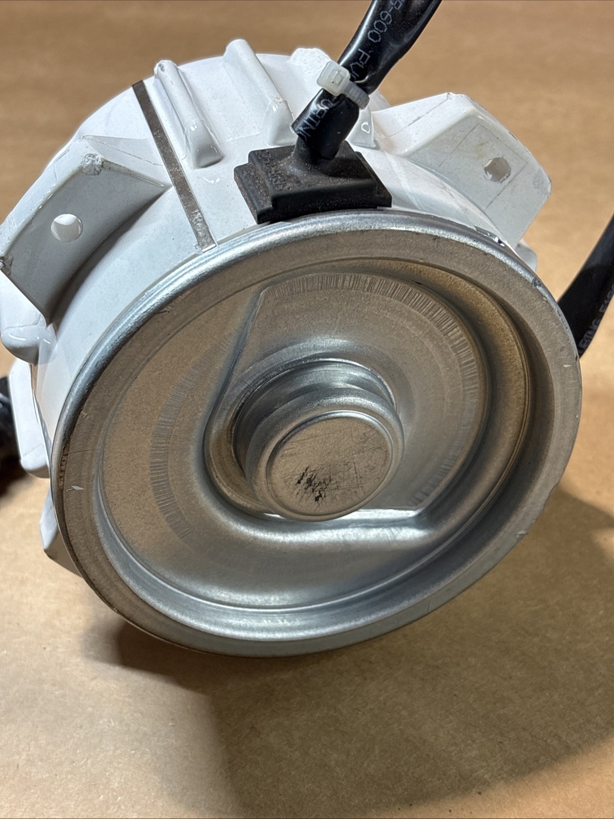 Broad-Ocean ZKSN-200-10-4L-2 Brushless DC Fan Motor 380V 200W 1050