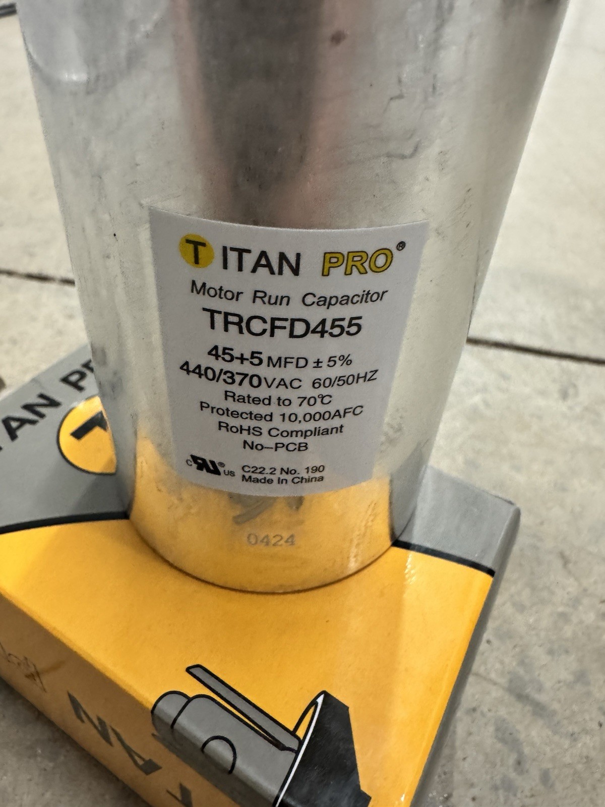 5 TitanPro TRCFD455 HVAC Round Dual Motor Run Capacitor. 45/5 MFD/UF440/370 Volt