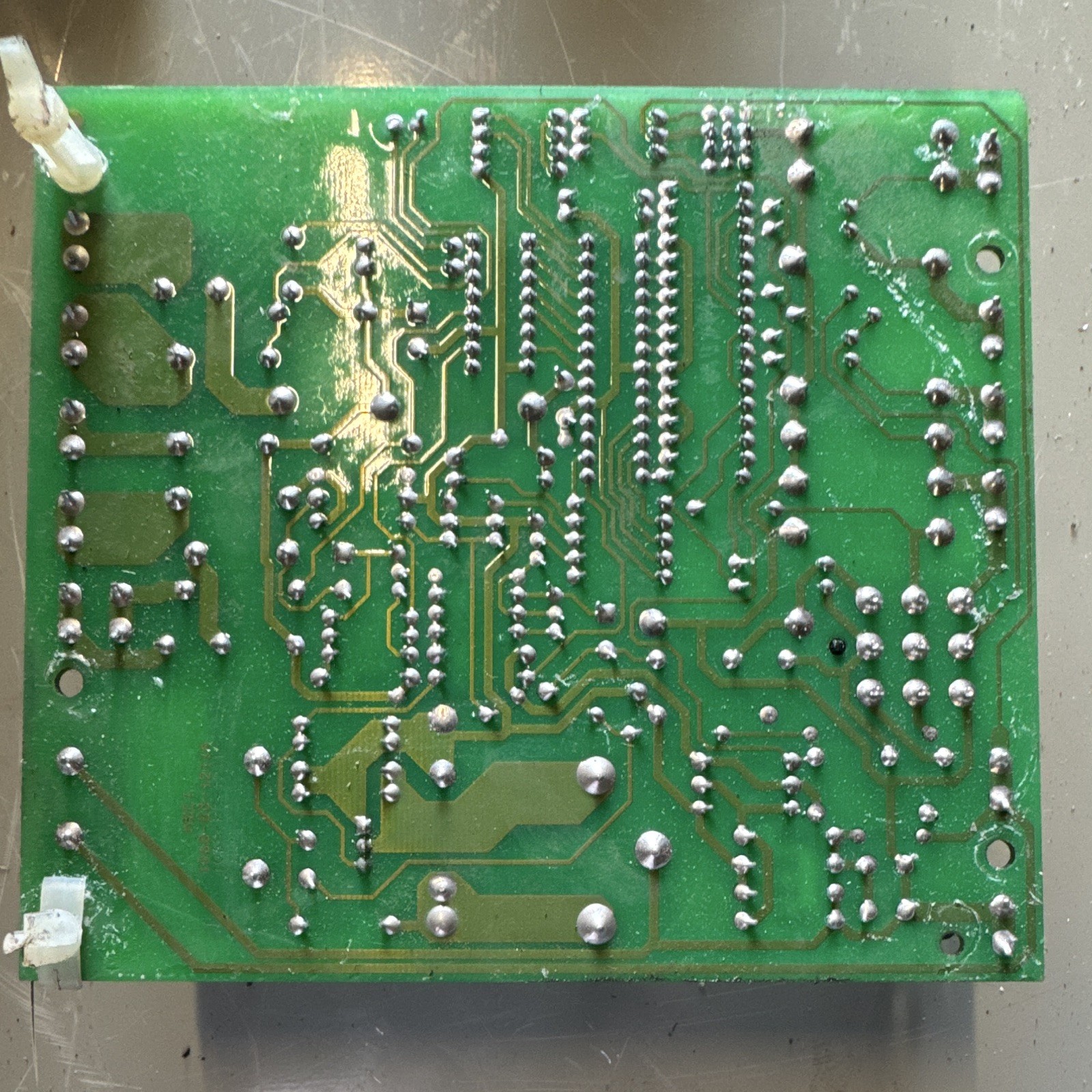Trane Furnace Control Board CNT05135 D674713P01 1068-83-1211A 12V
