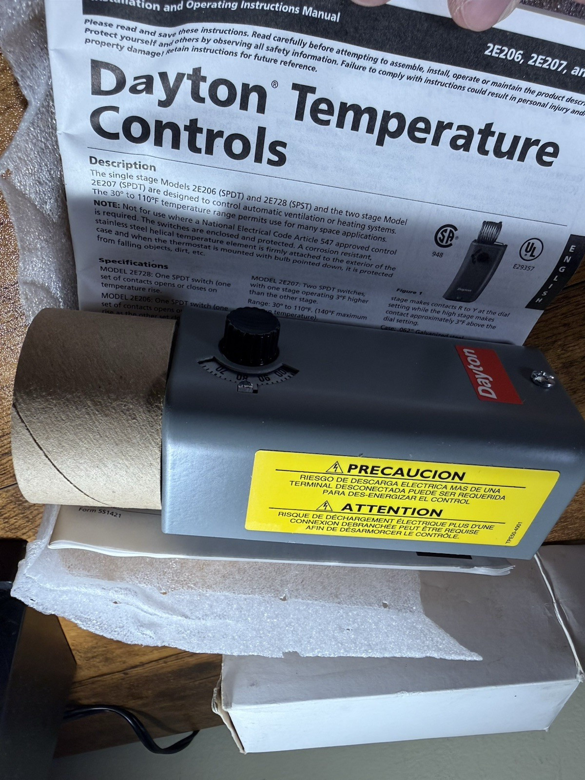 Dayton 2E207 Heating/Ventilating Dial Thermostat 30-110°F Duct Mount Gray
