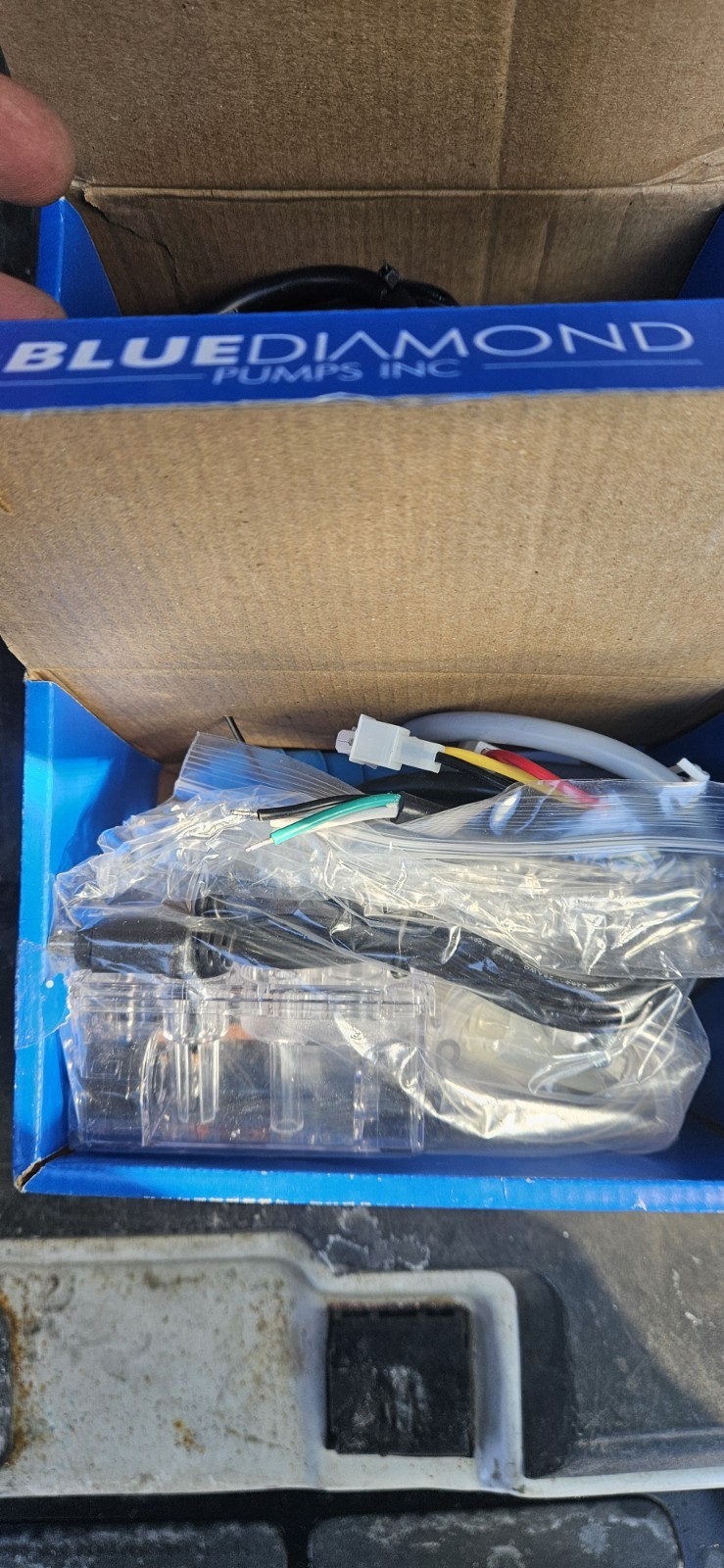 BLUE DIAMOND – MAXIBLUE CONDENSATE PUMP 208/230V – X87-721