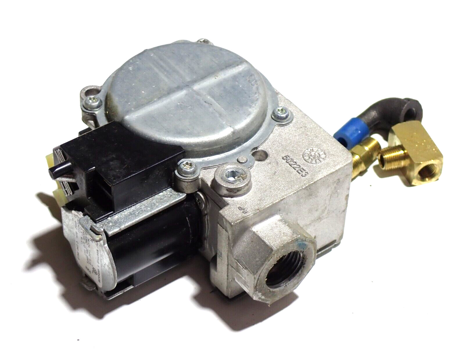 White Rodgers 36J24 TYPE 510 HVAC Furnace Gas Valve USED