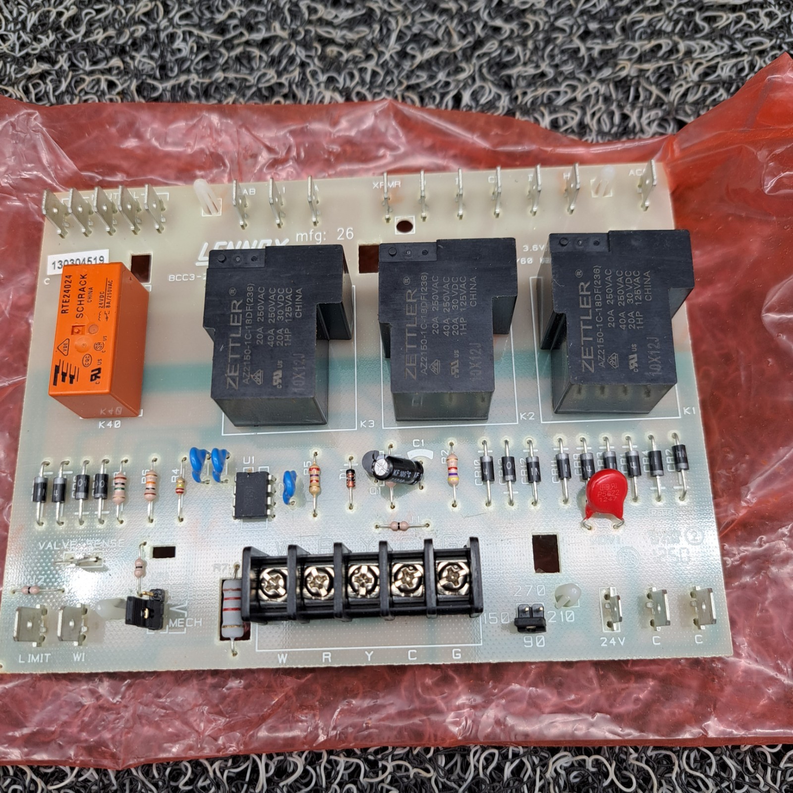LENNOX LB-90676 Furnace Control Circuit Board BCC3-2 65K29