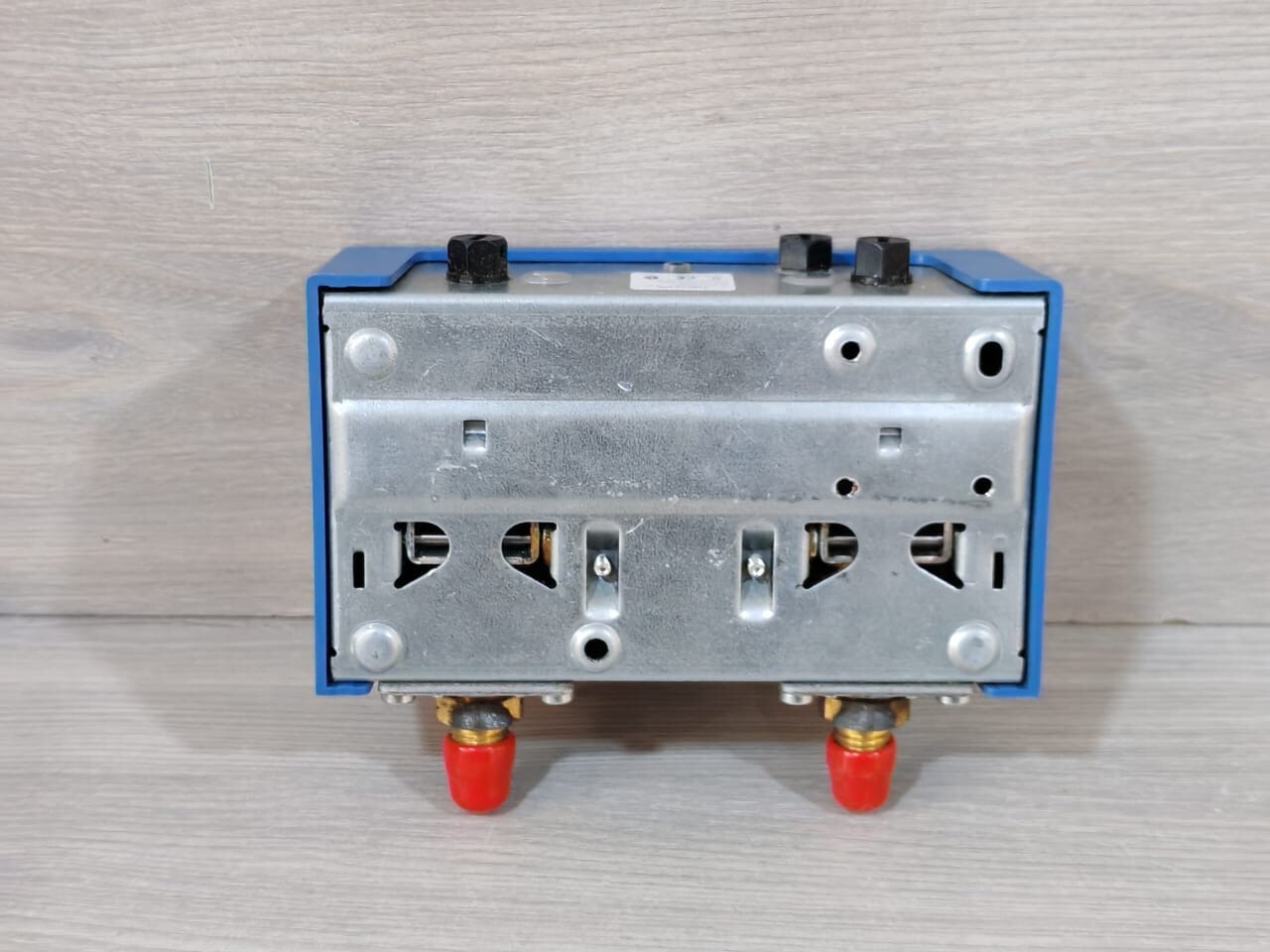 JOHNSON CONTROLS PENN P736LCA-9300 PRESSURE CONTROL 400V