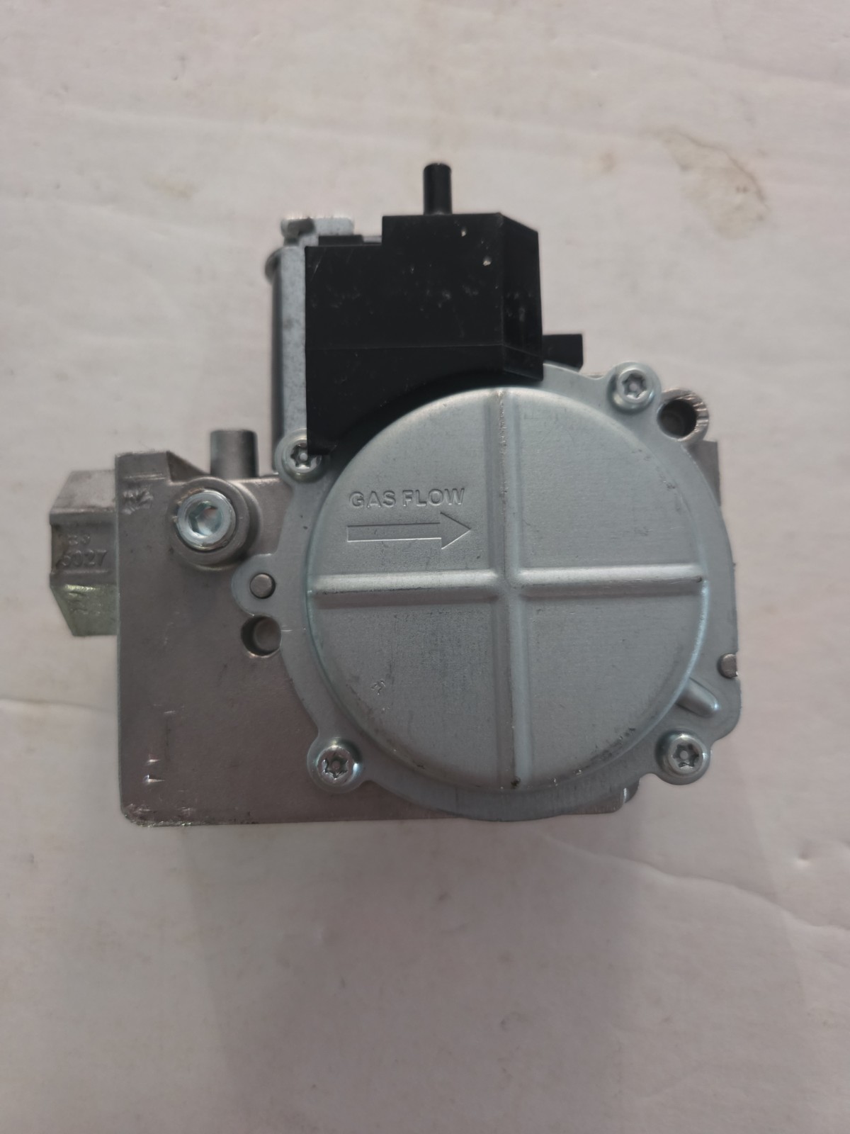 White Rodgers GEMINI 36J52-580 Furnace Gas Valve EF32CW151