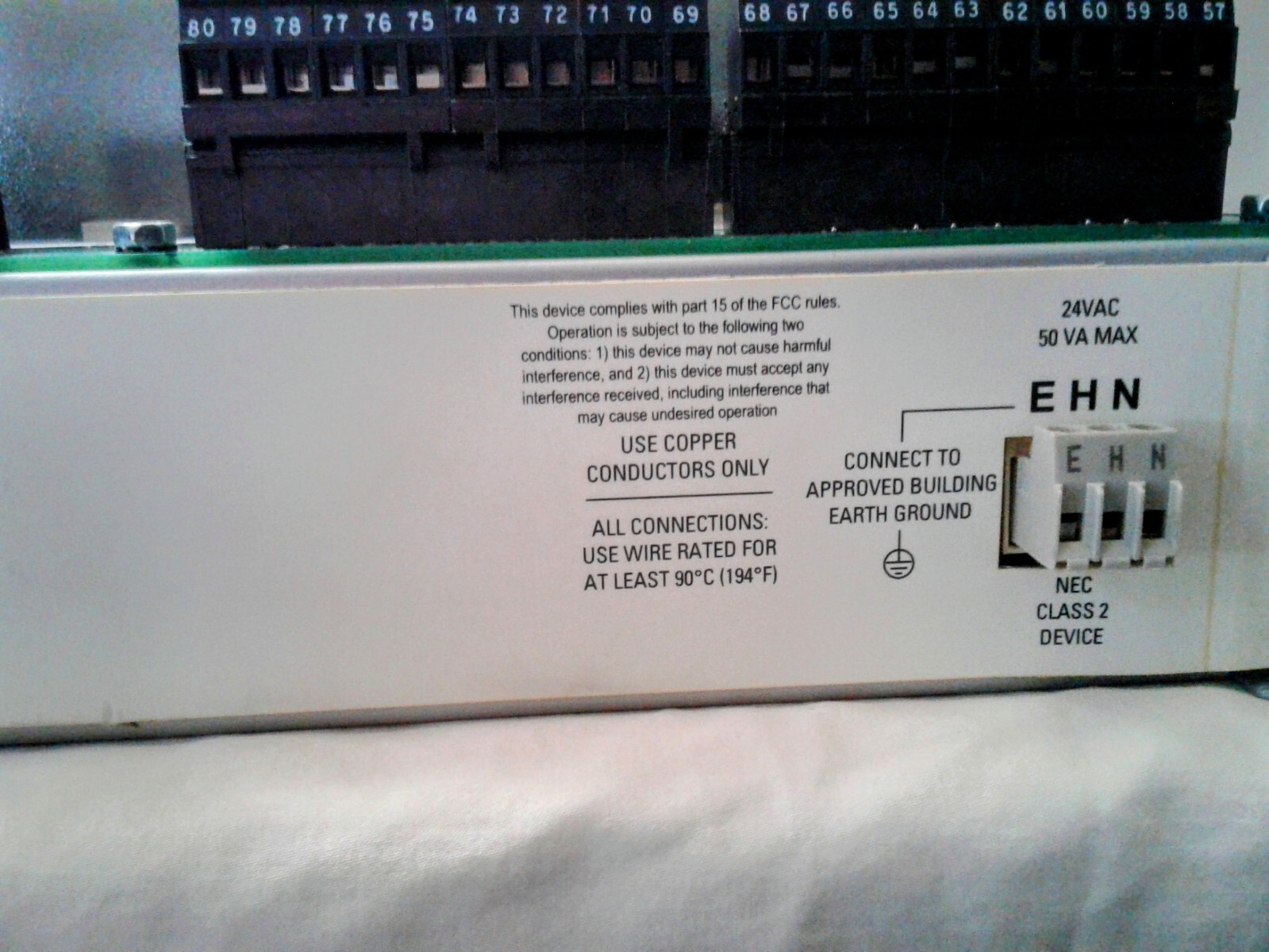 Siemens Apogee Mechanical Equipment Controller MEC Series 1110 HOA 549-612 USED