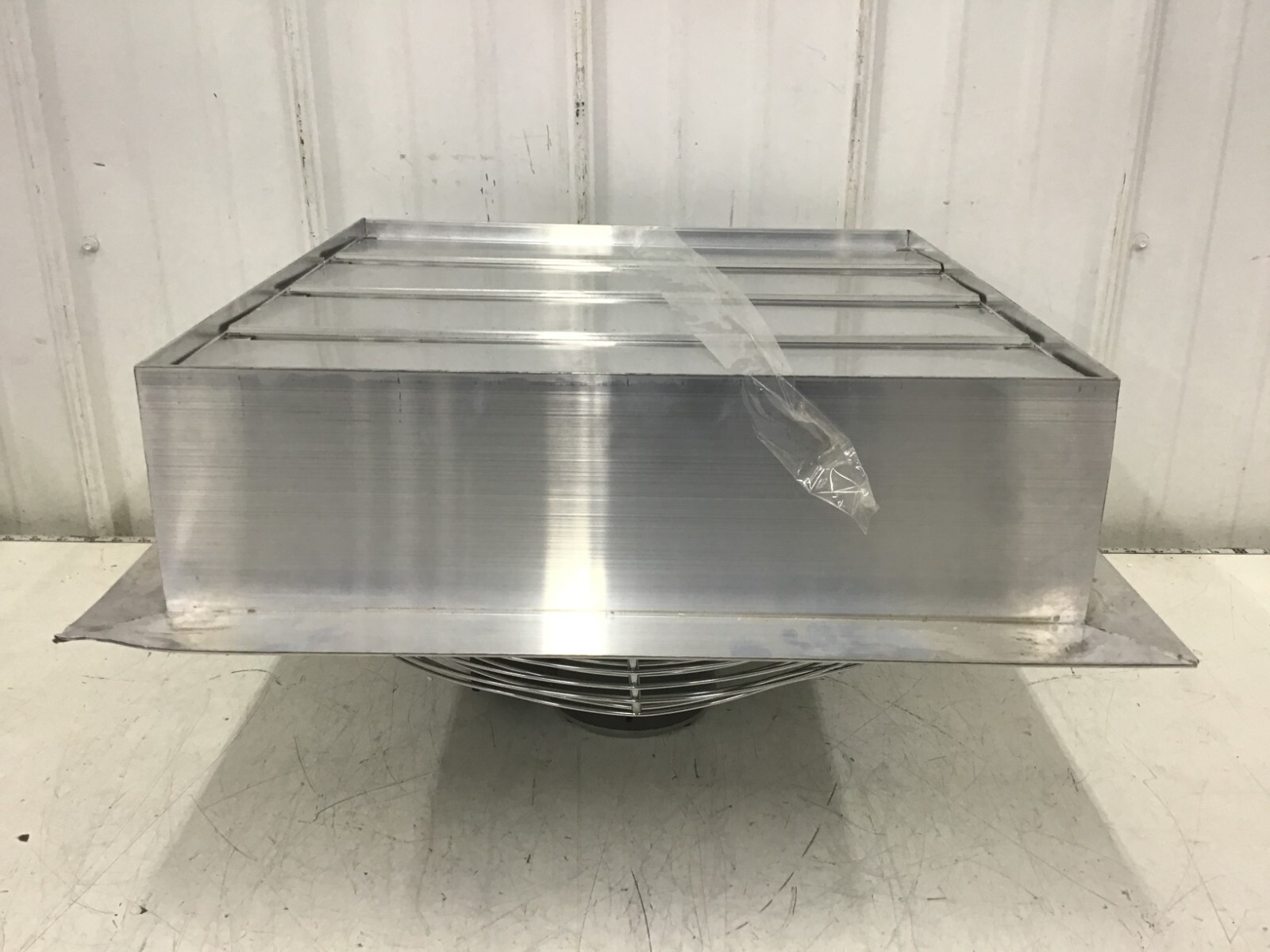 CANARM – AX16-1VHE Shutter Mount Exhaust Fan: 16 in Blade