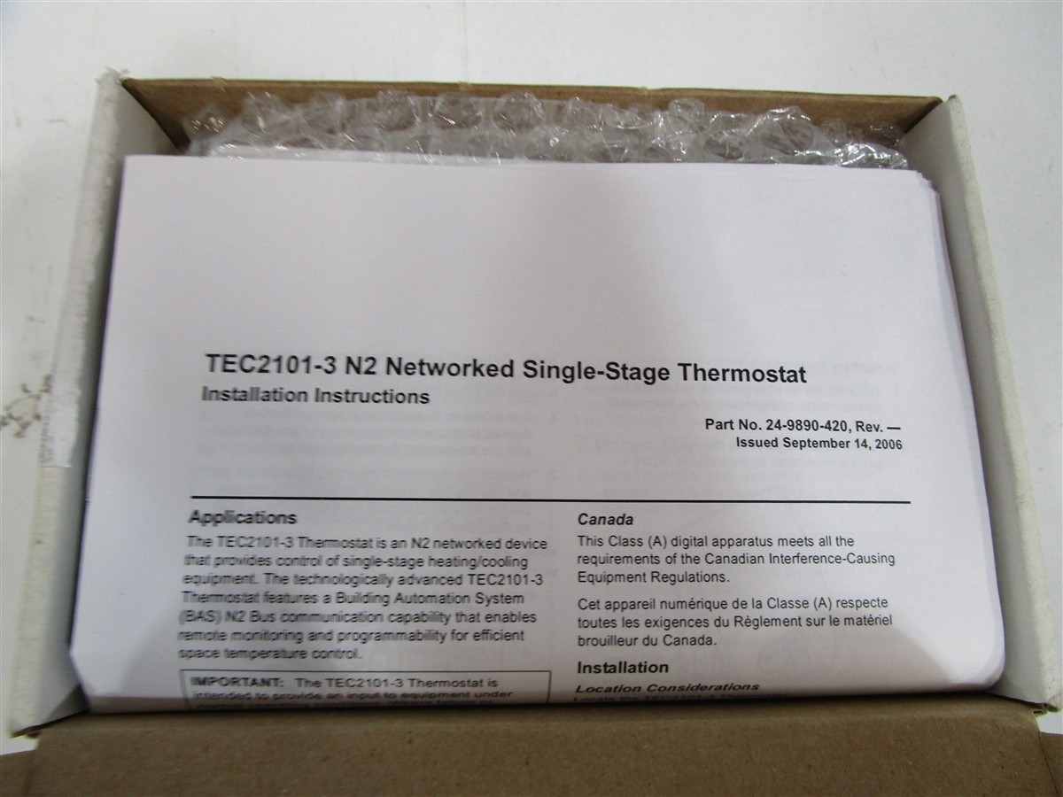 JOHNSON CONTROLS TEC2101-3 Thermostat Non-Programmable 1 Heat/ 1 Cool NEW