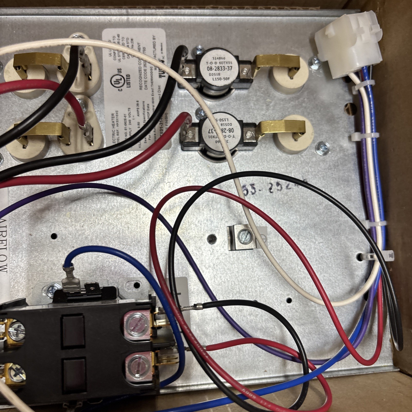 Goodman HKTSN10X1 10 kW 208/240V Electric Heat Kit without Circuit Breaker