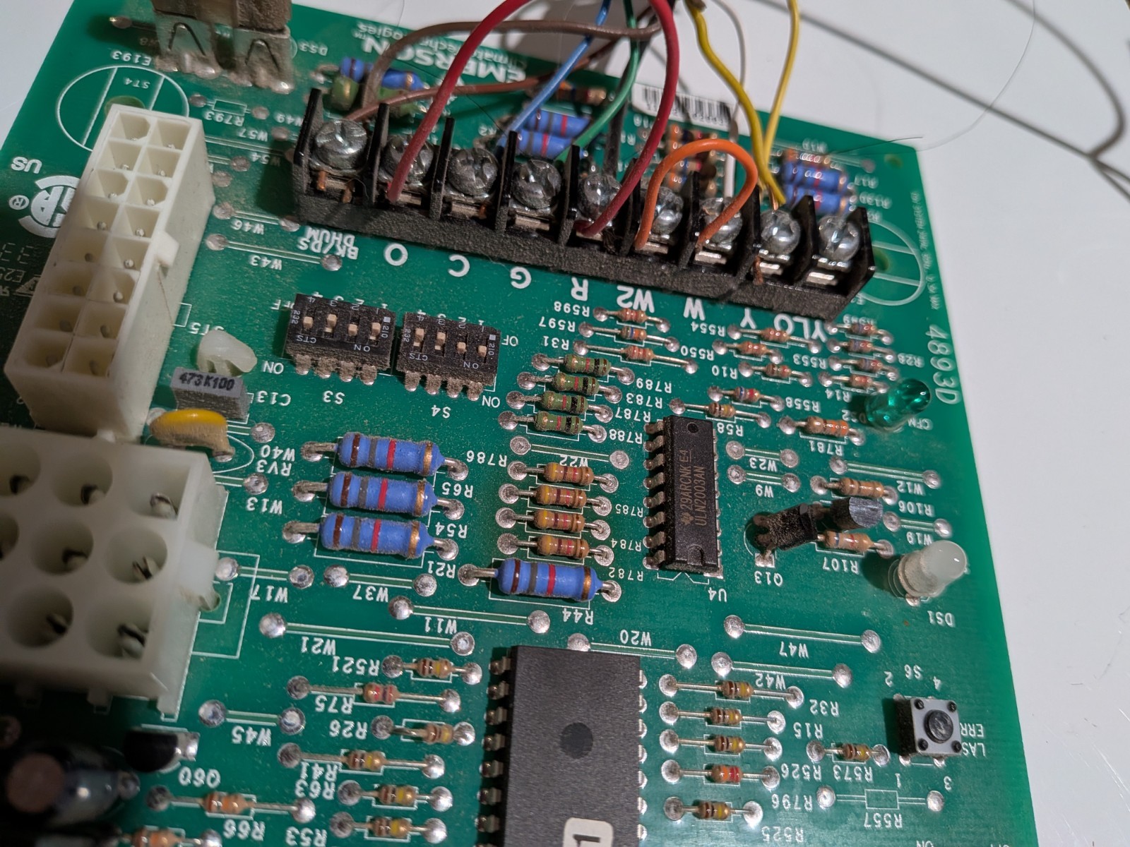 Emerson 50V51-507-01 Furnace Control Board 24V 12A (D156245P01, CNT 06015)