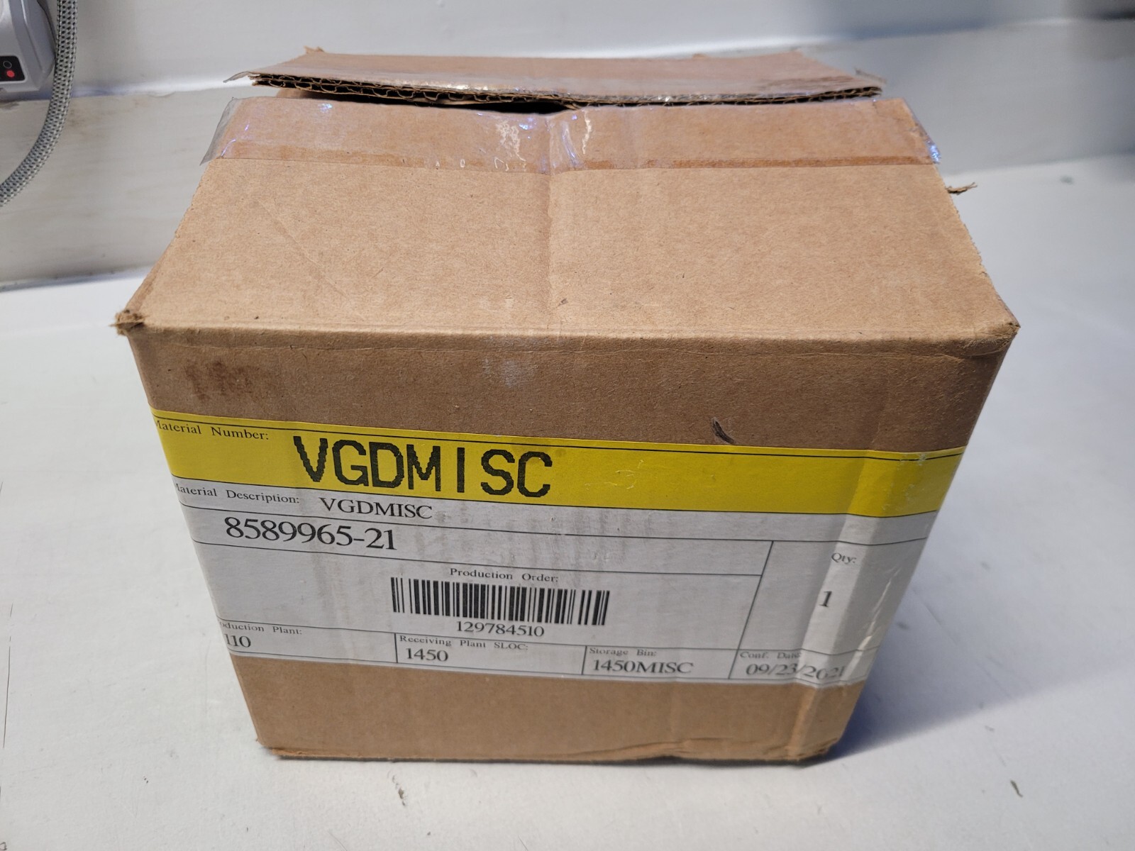 New Greenheck VGD-100PLUS-200-8-F Vari-Green Drive 200-240VAC 3 Phase Type 4 VFD