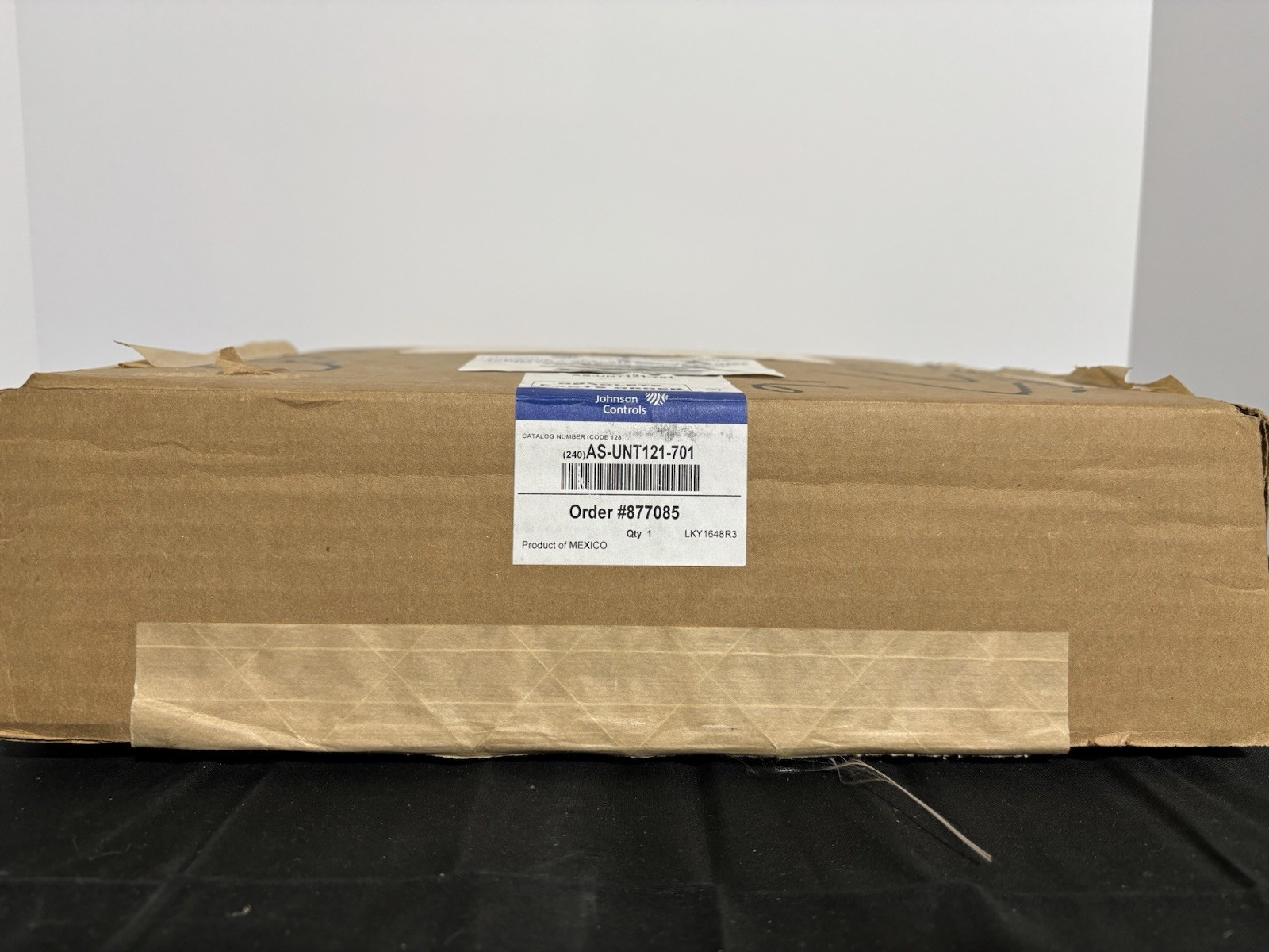 Johnson Controls AS-UNT121-701 Metasys Unitary Controller UNT121-1 N2 Bus 24V HV