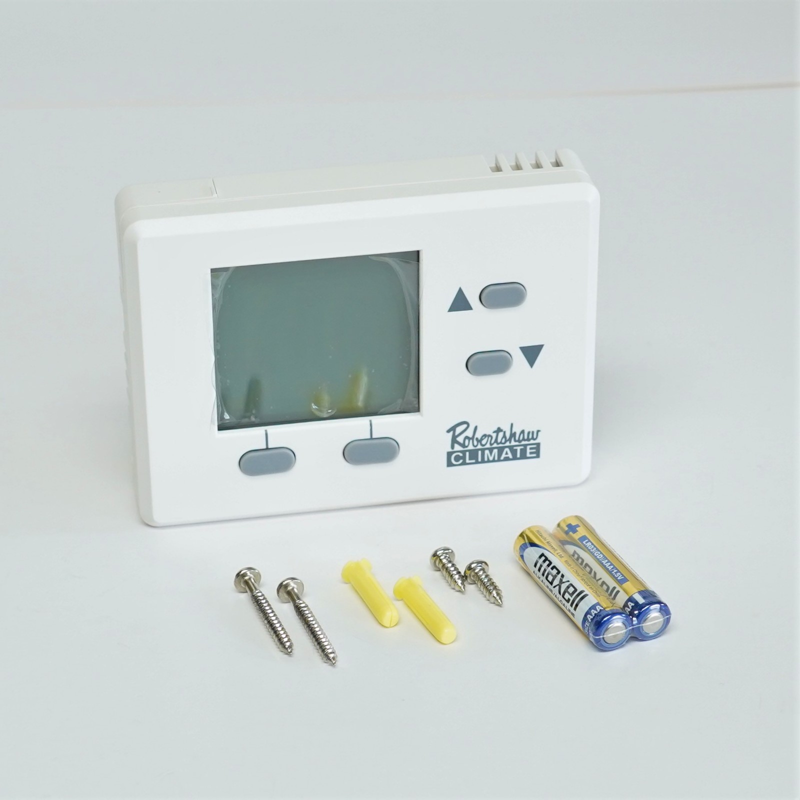 Robertshaw RS1110 Programmable 5+1+1 Days 1 Heat 1 Cool Wall Thermostat