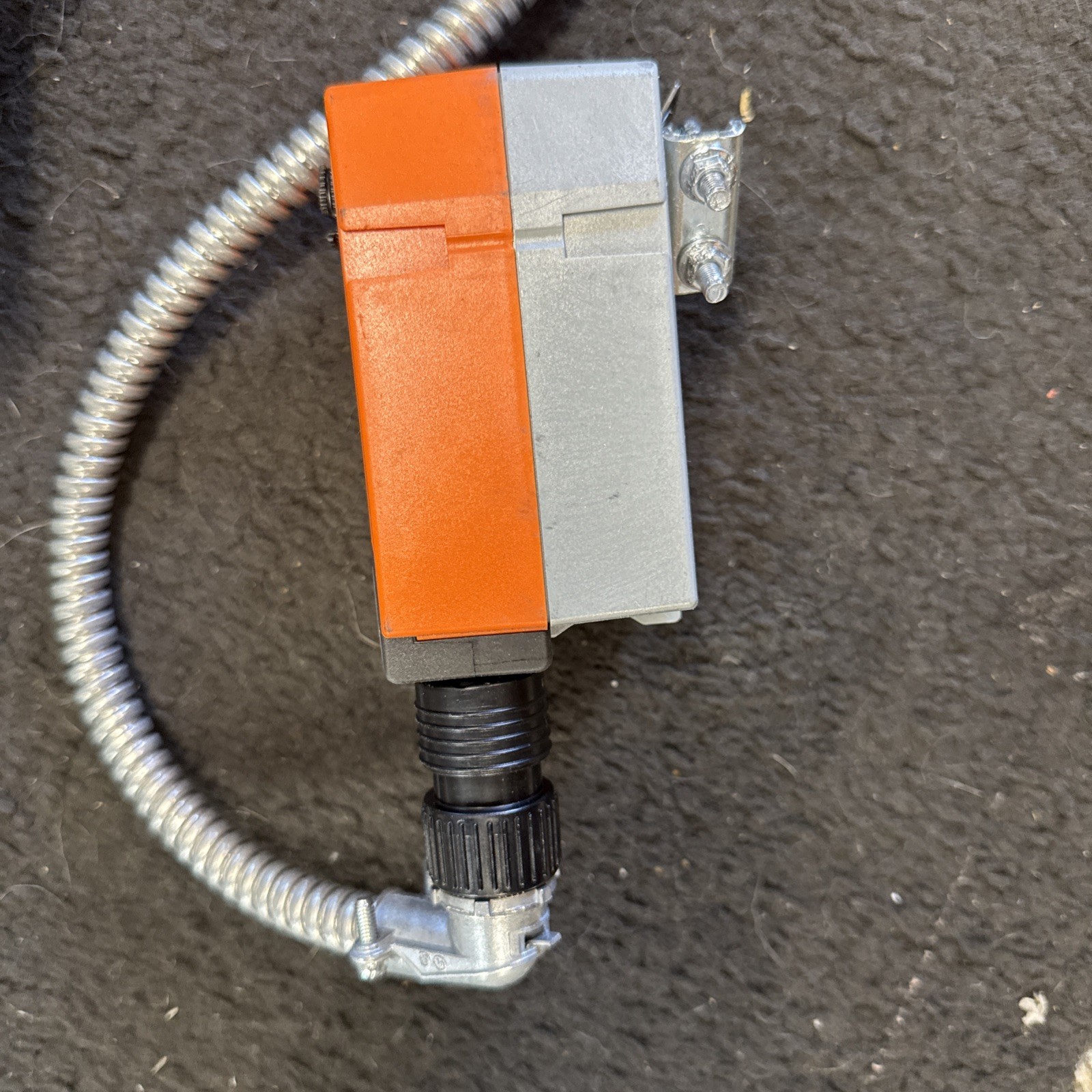 BELIMO FSTF120 RUS Fire Smoke Actuator, Plus Ruskin EFL250 EZ/High Limit