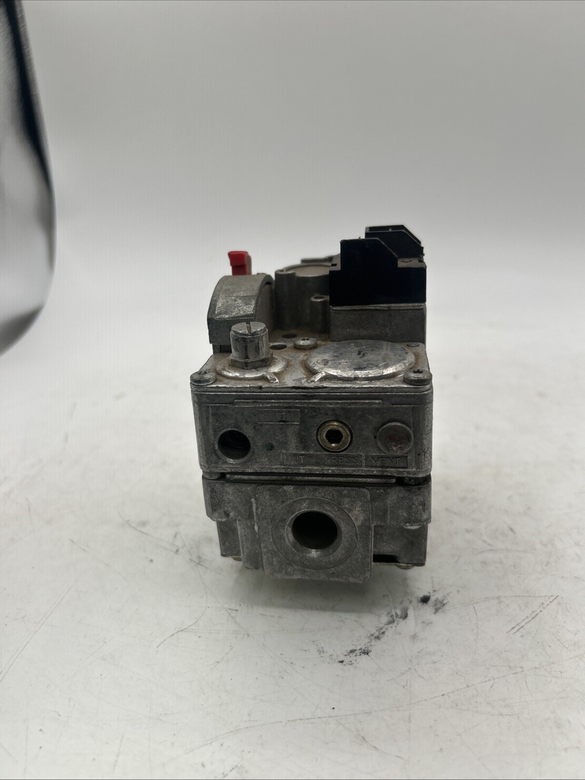 Robertshaw Gas Heating Furnace Valve See Pics 30 Days Warranty Untested