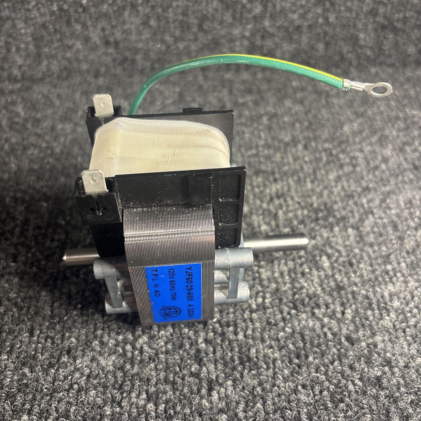 Draft Inducer Motor For Carrier, Bryant, and Payne furnaces New, Open Box