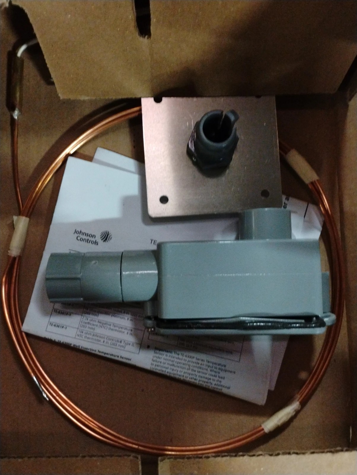 TE-6315P-1 Series TE-6300 Nickel Temperature Sensor, 1k ohm, Plastic Enclosure