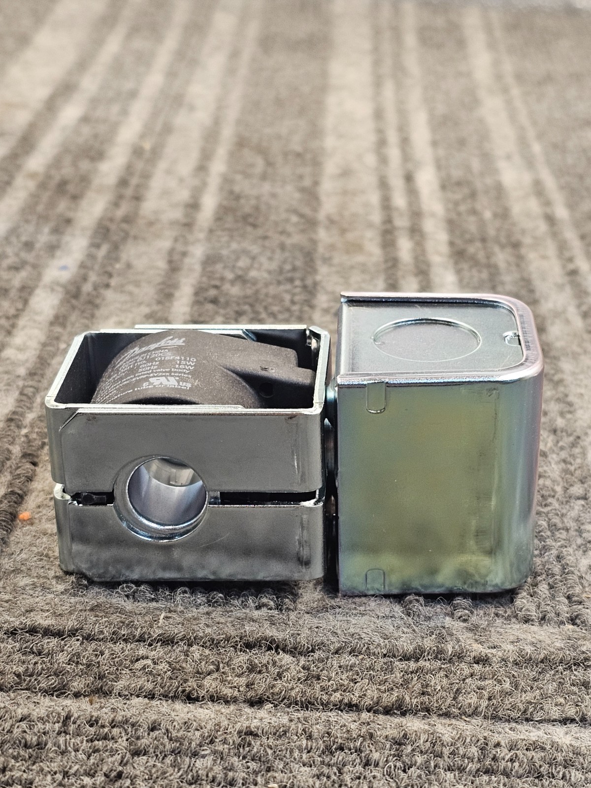 DANFOSS 018F4110: Encapsulated Solenoid Coil Type BJ120CS – 110V AC, 16W at 50Hz