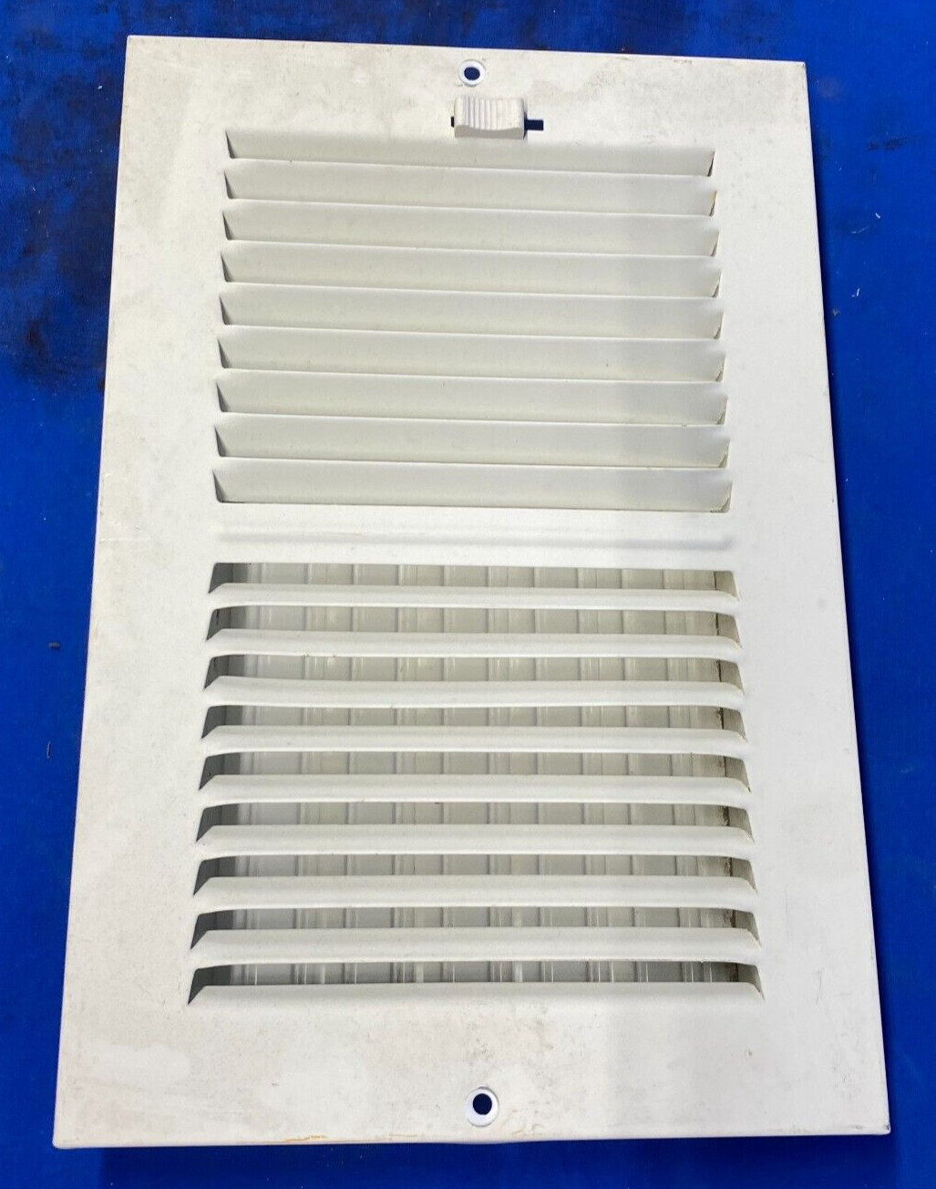 TWO-WAY SIDEWALL /CEILING REGISTER OAD: 11-3/4″X7-3/4″x1″ WHITE COLOR