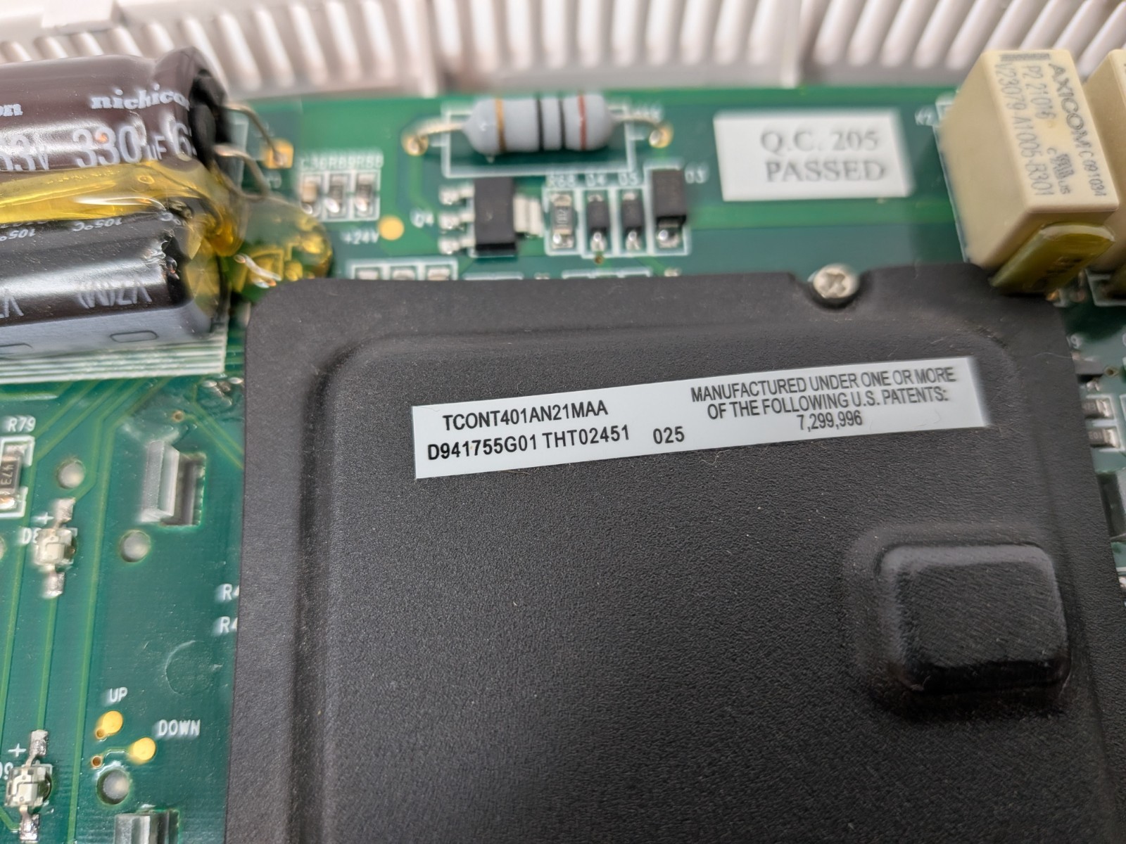 Trane Xr401 Non Programmable Comfort Control Thermostat TCONT401AN21MAA