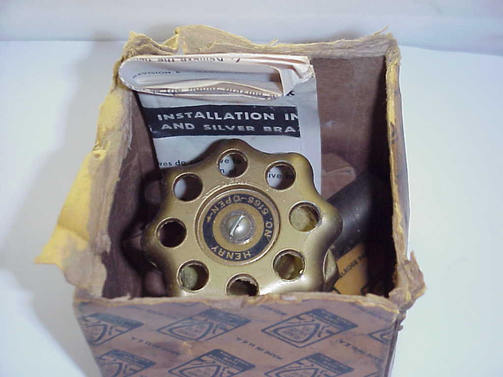 HENRY 5165 PACKLESS 5/8″ O.D. GOLDEN BANTAM GLOBE VALVE 500 PSI NOS- *FREE SHIP*