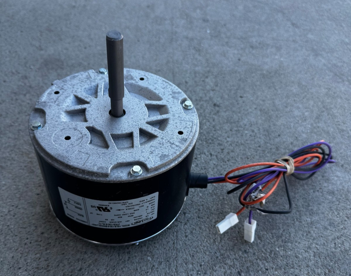 InterLink YSLB-130-8-B003(AL)-0001 Condenser Motor 100483-42 230V used **J16**
