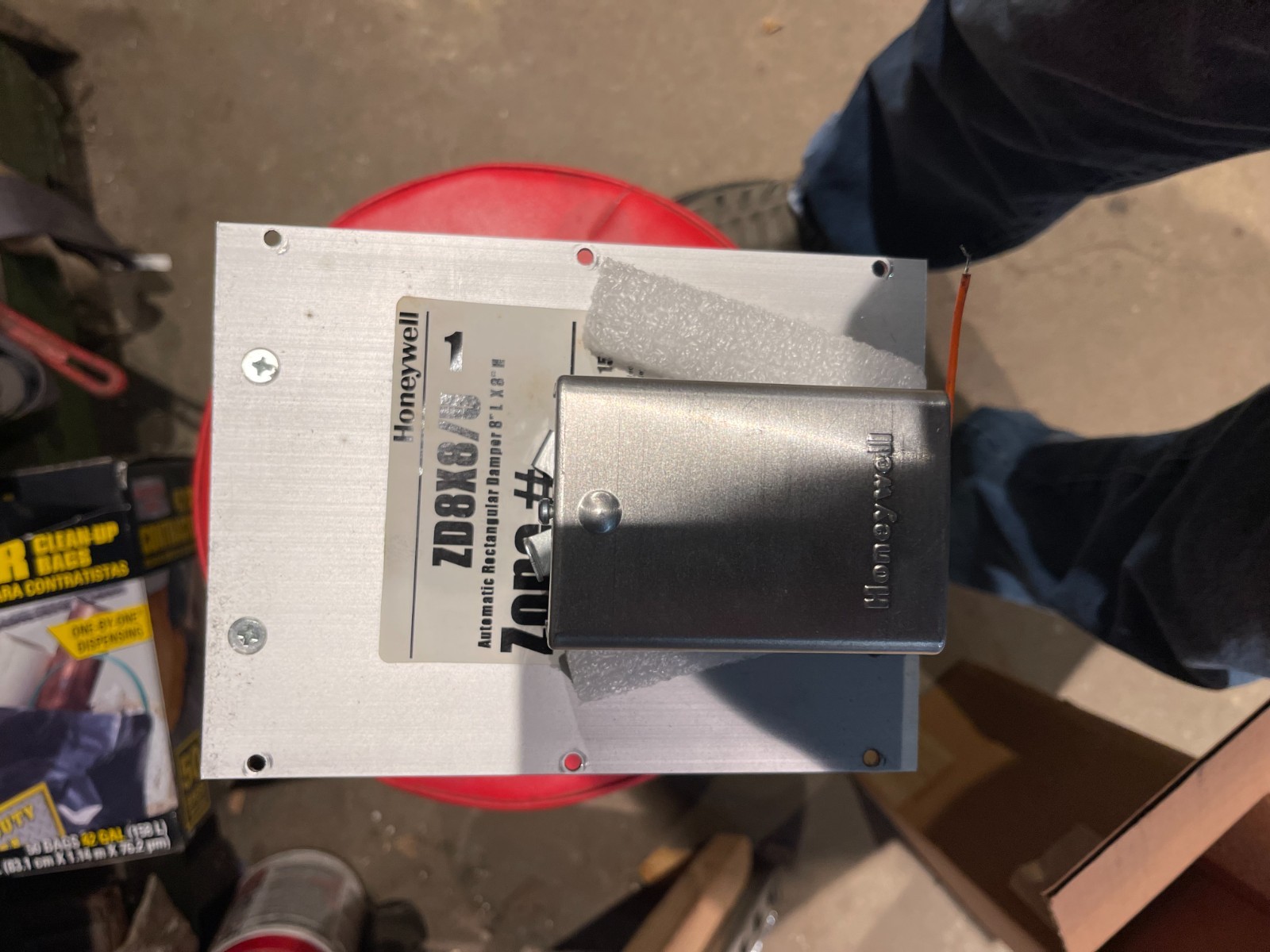 Honeywell 8×8 zone damper. model zd8x8/u