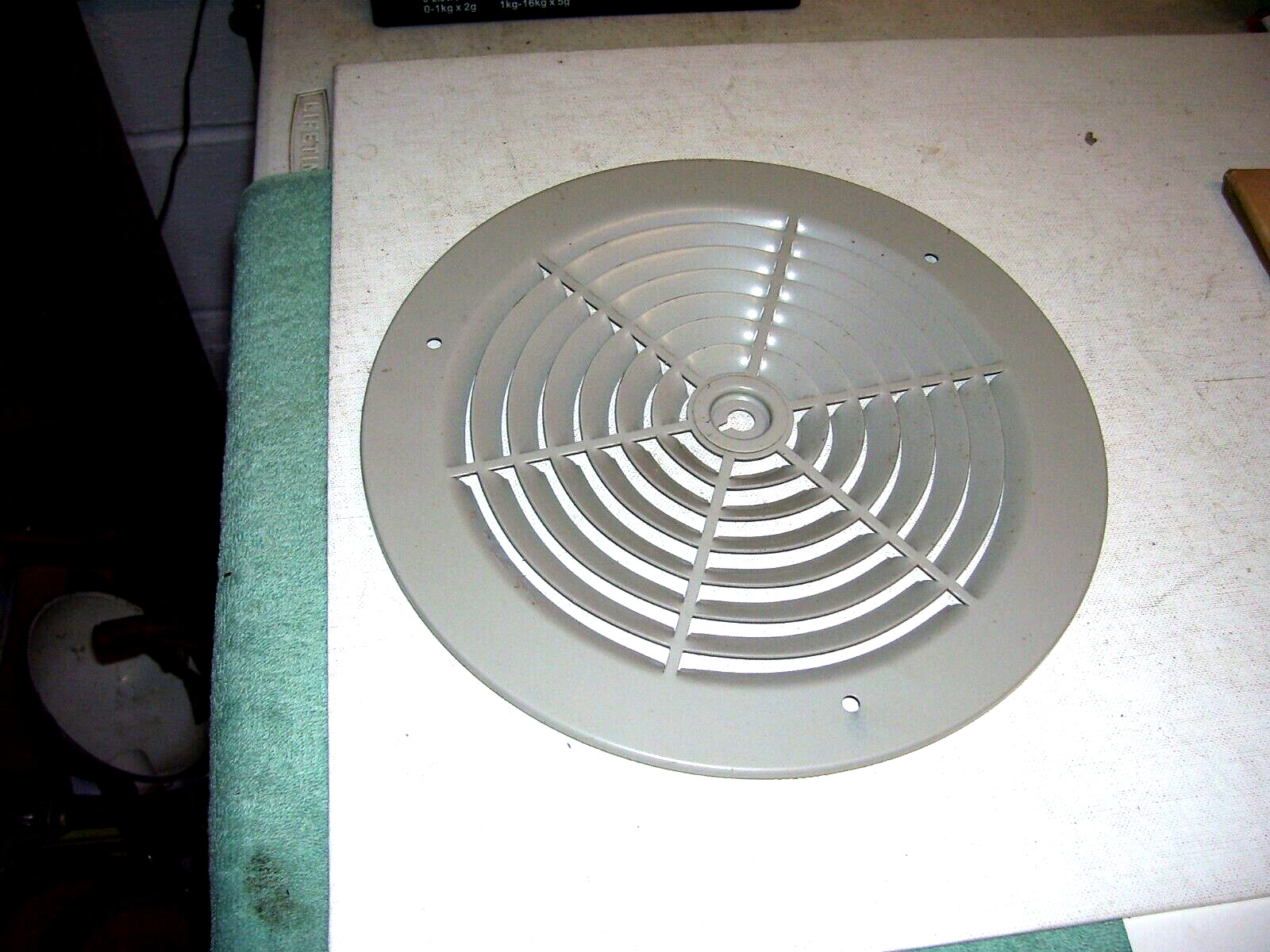 H&C 8″ Round Ceiling Diffuser N0. 108 Gray,  vintage  NOS