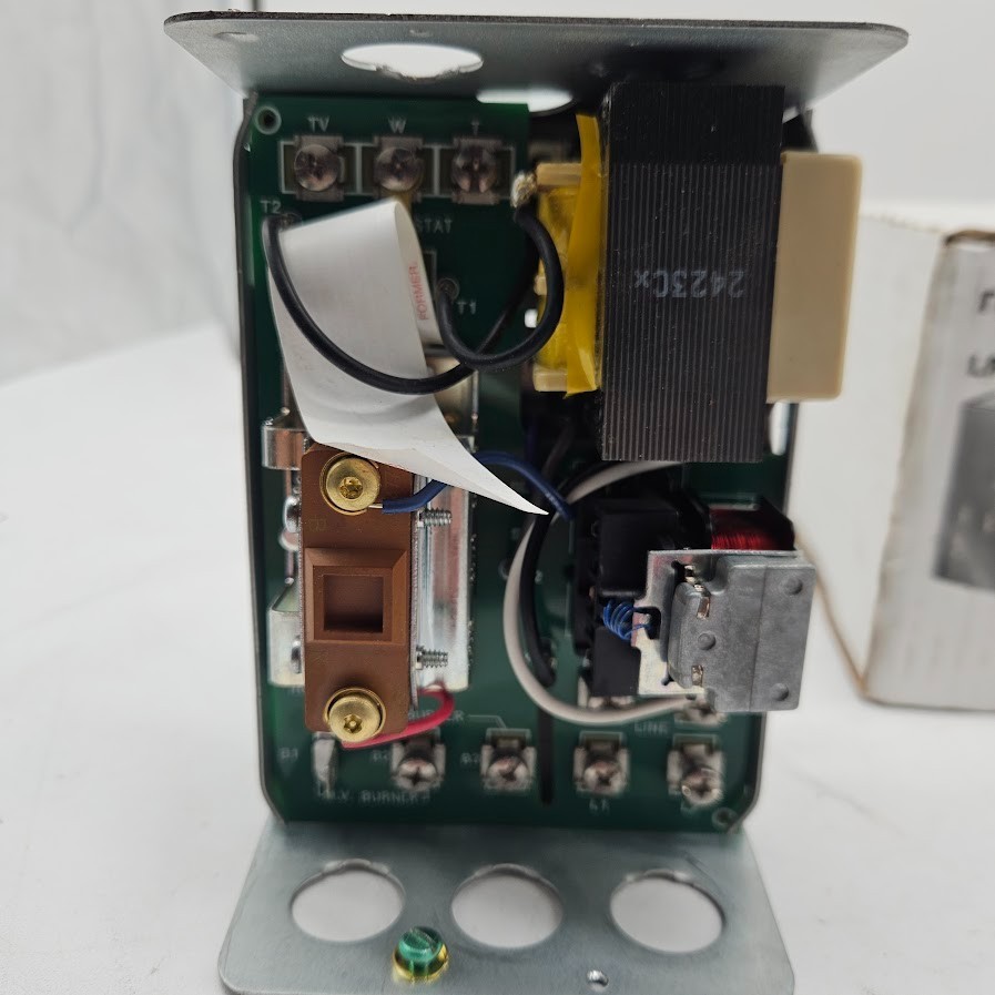 Honeywell Resideo L8148J1009 Aquastat Relay For Parts Only