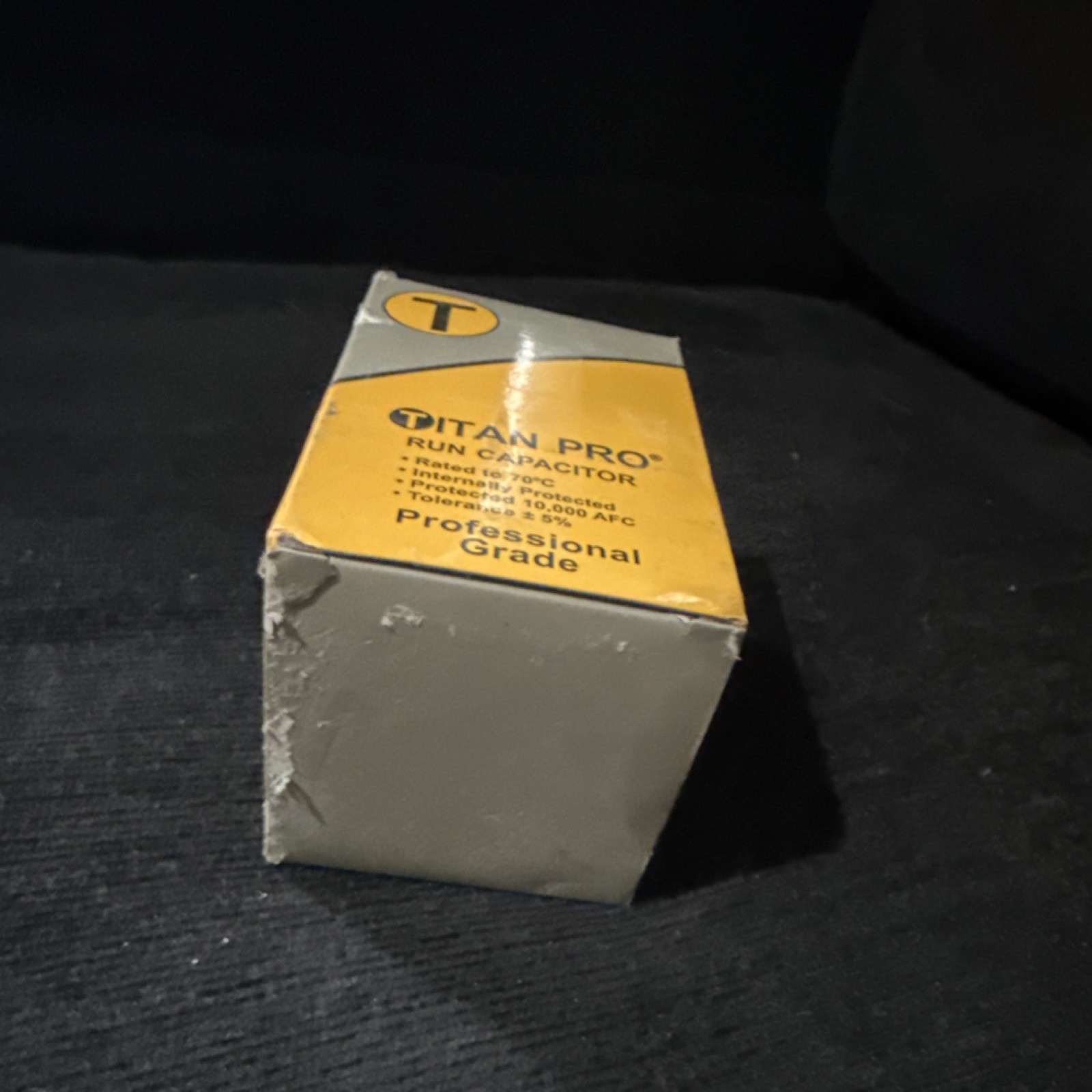 Titan Pro TRCFD405 Motor Run Capacitor 40+5 MFD 440/370 VAC Round