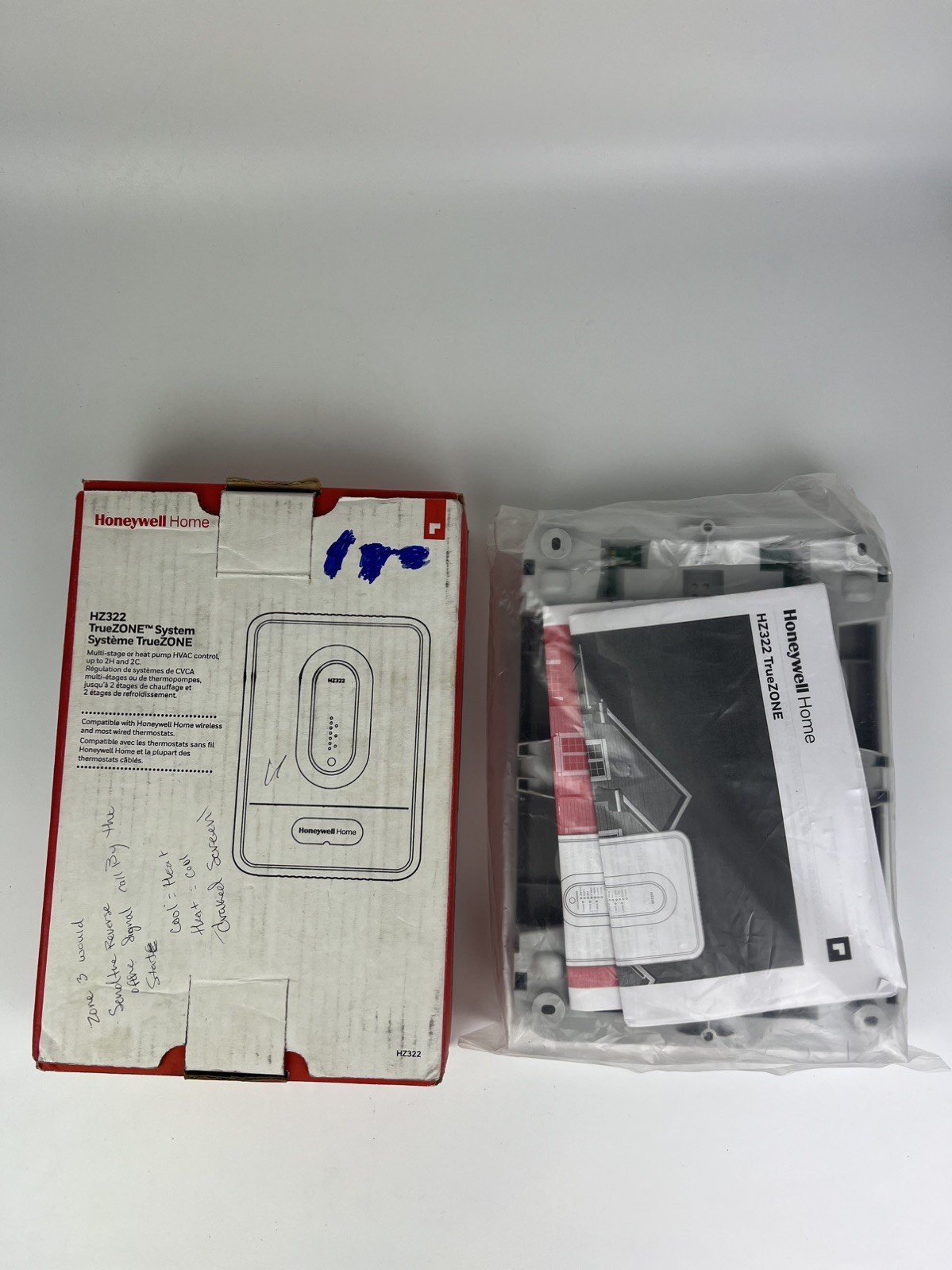 Honeywell Home HZ322 System Truezone Panel – For Parts Only –