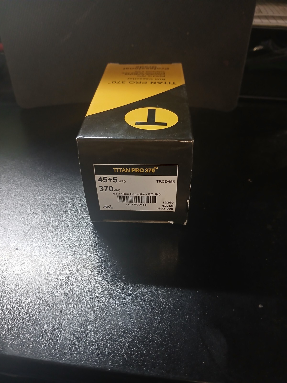 Titan Pro 370V Motor Run Capacitor – Silver (TRCD455)