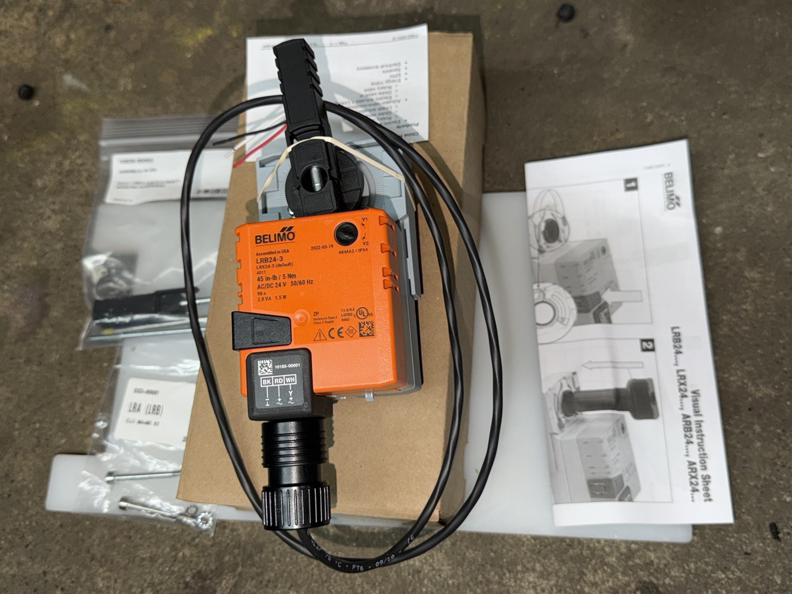 BELIMO LRB24-3 Elect Ball Valve Actuator, 24V AC/DC 40LV92