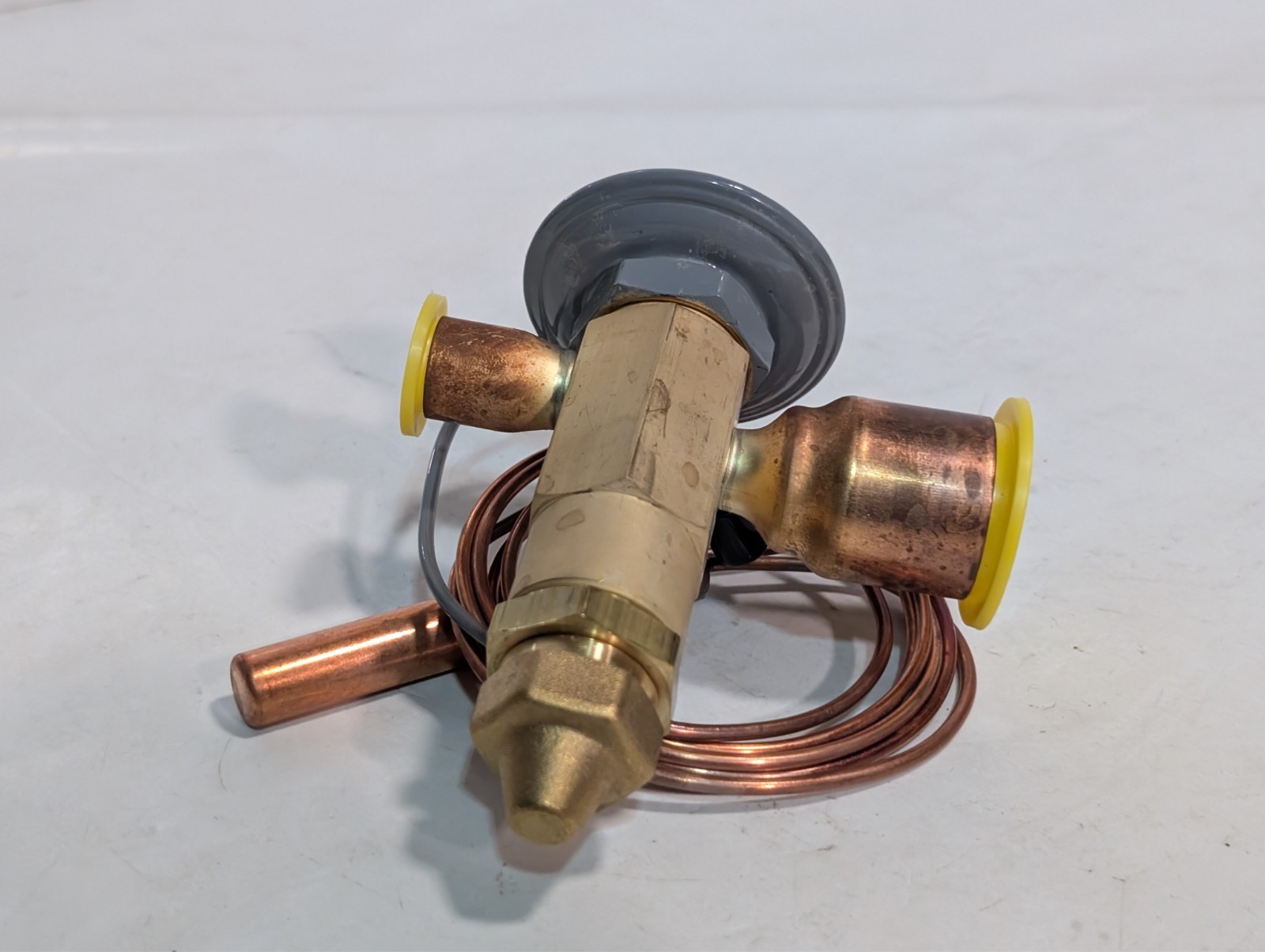 Sporlan SGE-5-GP TXV 5/8 x 1-1/8 ODF, 1/4 ODF ext eq, 60in cap tube as shown