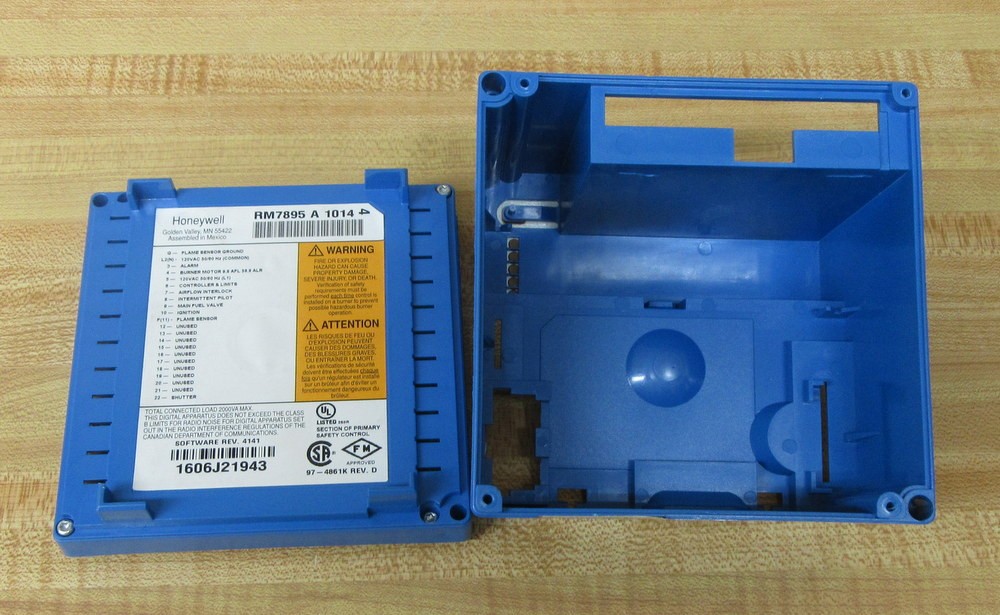 Honeywell RM7895A-1014 Burner Controller RM7895A1014 ENCLOSURE ONLY