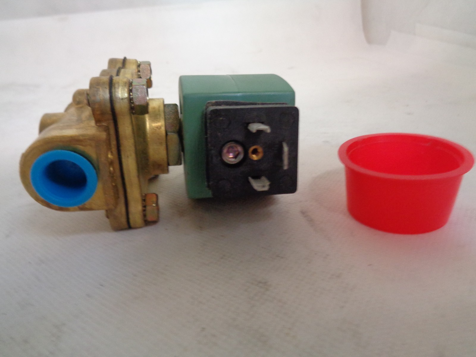 NEW ASCO SD8210G6 SOLENOID VALVE 3/8″ 2-WAY N.C. 110/120 V COIL