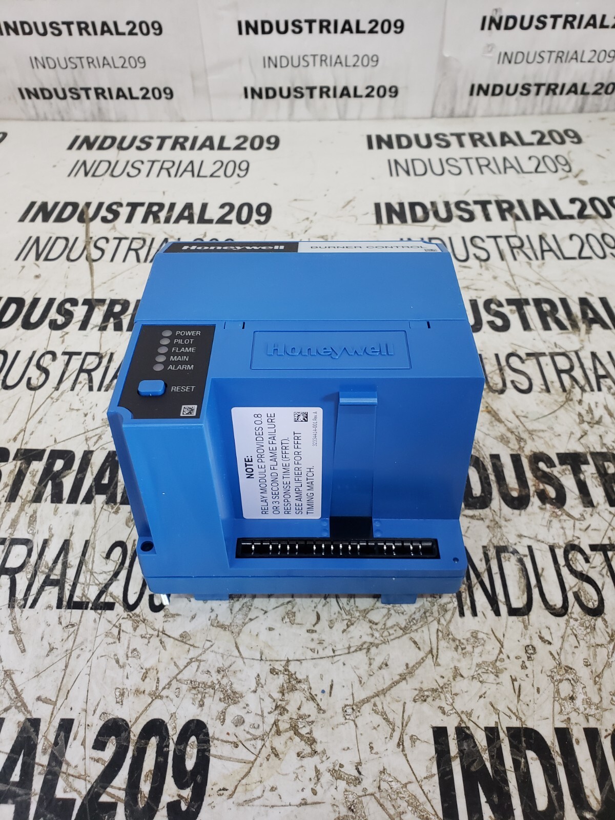 HONEYWELL AUTOMATIC PROGRAMMING CONTROL RM7890 A1015 NEW IN BOX
