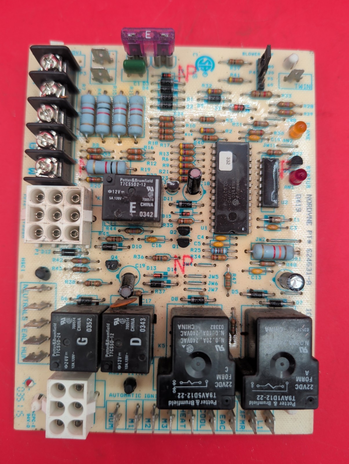 NORDYNE 624631-A Furnace Control Circuit Board 1012-955A