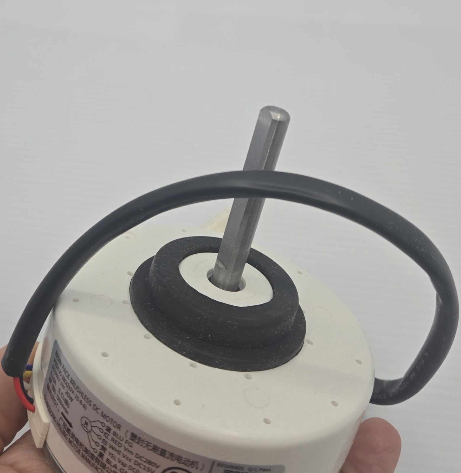 Welling WZDK20-38G ZKFP-20-8-6 DC Brushless AC Fan Motor 20W DC280V Midea Carrie